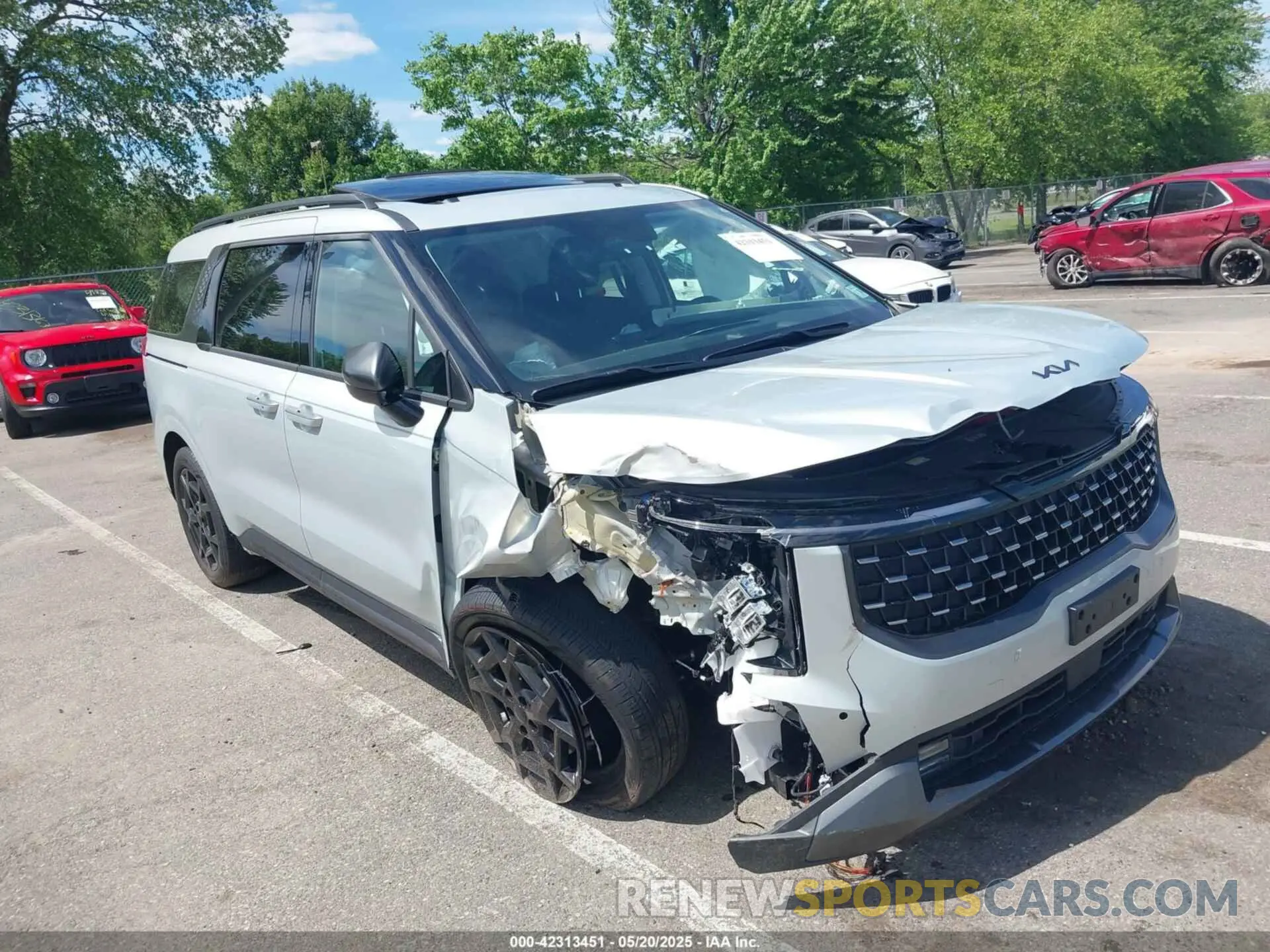 1 fotografías del automóvil dañado KNDNE5KA9S6030950 KIA CARNIVAL MPV HYBRID 2025