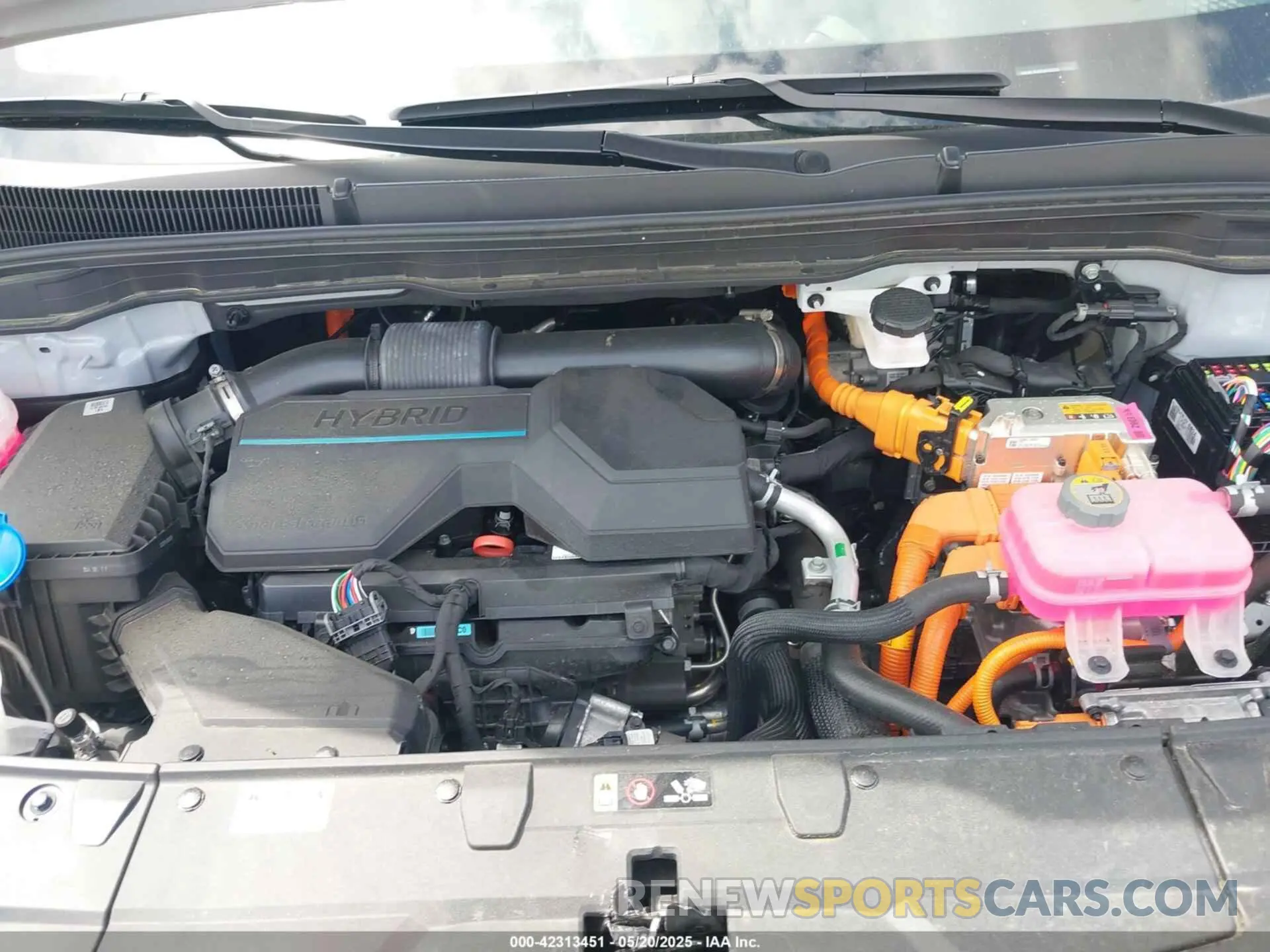 10 fotografías del automóvil dañado KNDNE5KA9S6030950 KIA CARNIVAL MPV HYBRID 2025
