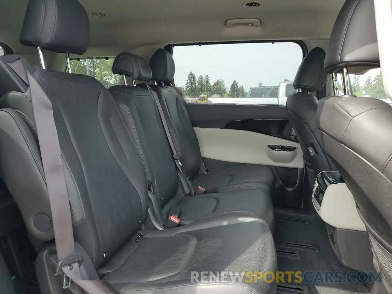 11 fotografías del automóvil dañado KNDNE5H31N6183285 KIA CARNIVAL S 2022