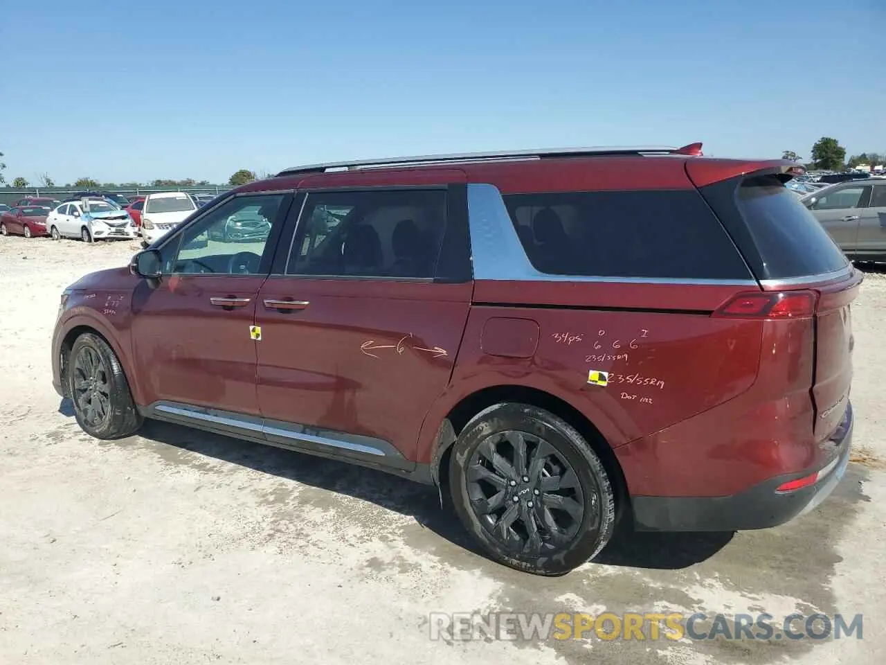 2 fotografías del automóvil dañado KNDNE5H32N6067285 KIA CARNIVAL S 2022