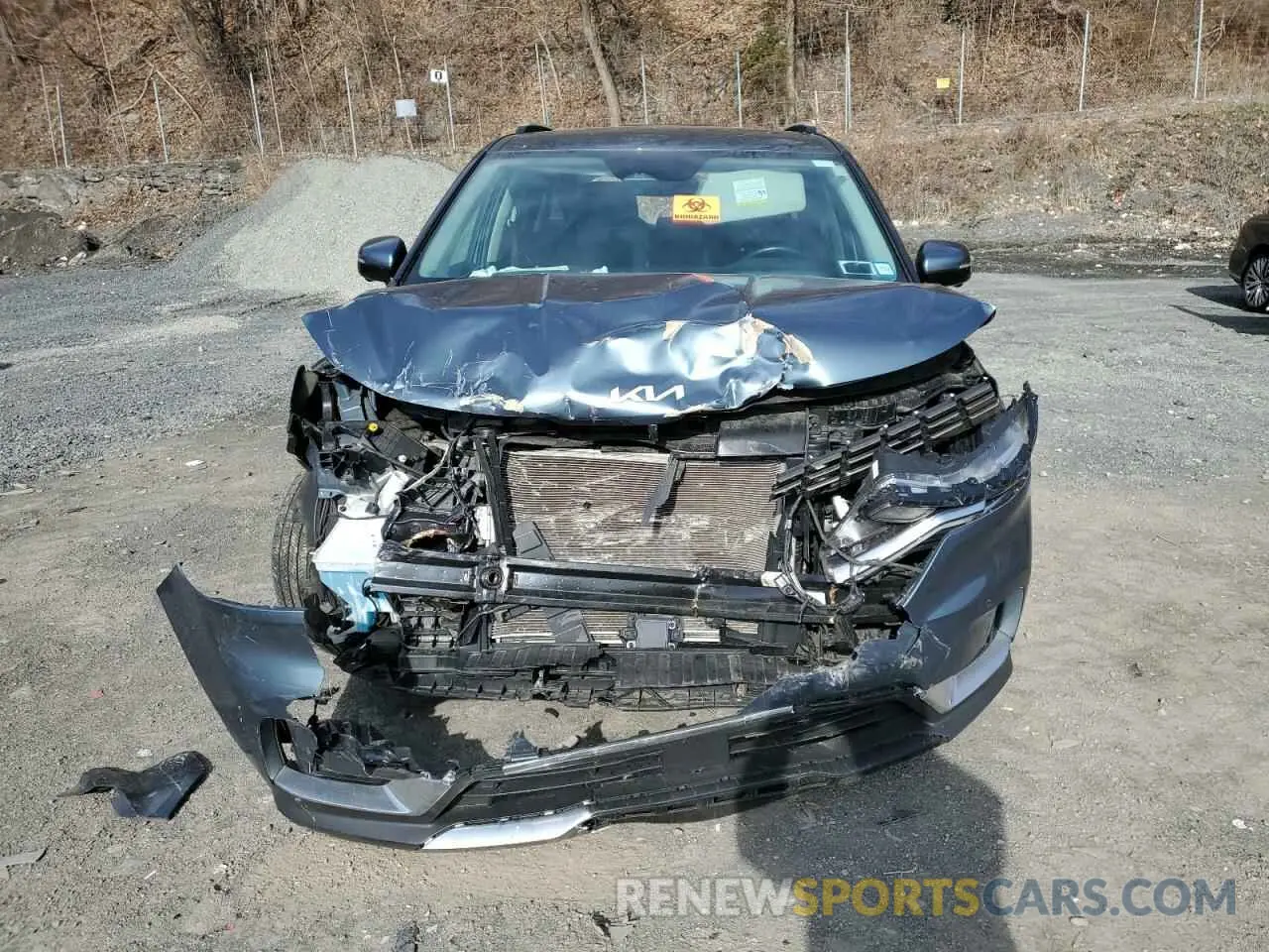 5 fotografías del automóvil dañado KNDNE5H36N6082386 KIA CARNIVAL S 2022