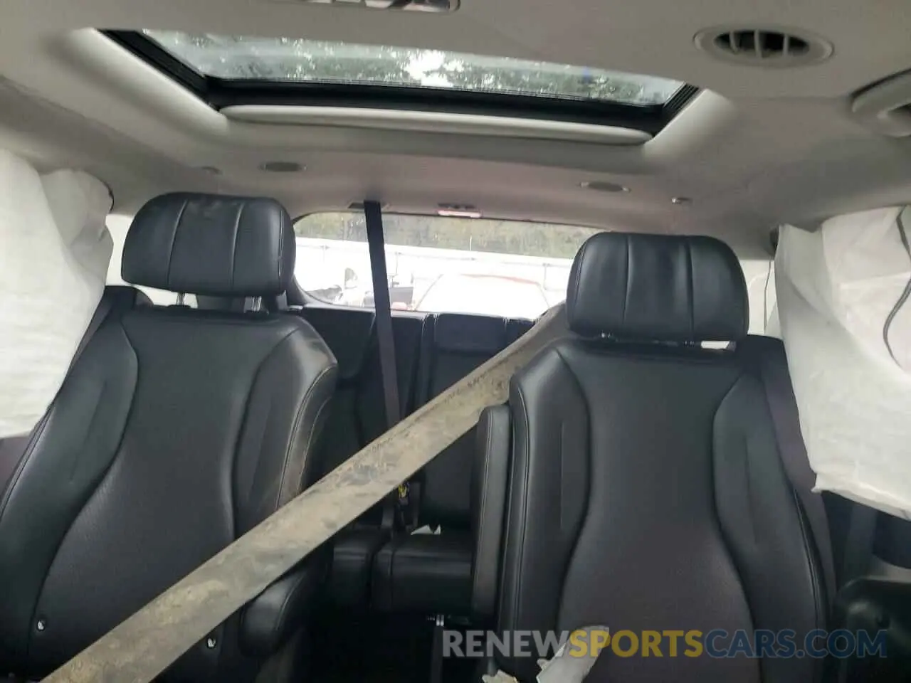 10 fotografías del automóvil dañado KNDNE5H36N6108081 KIA CARNIVAL S 2022