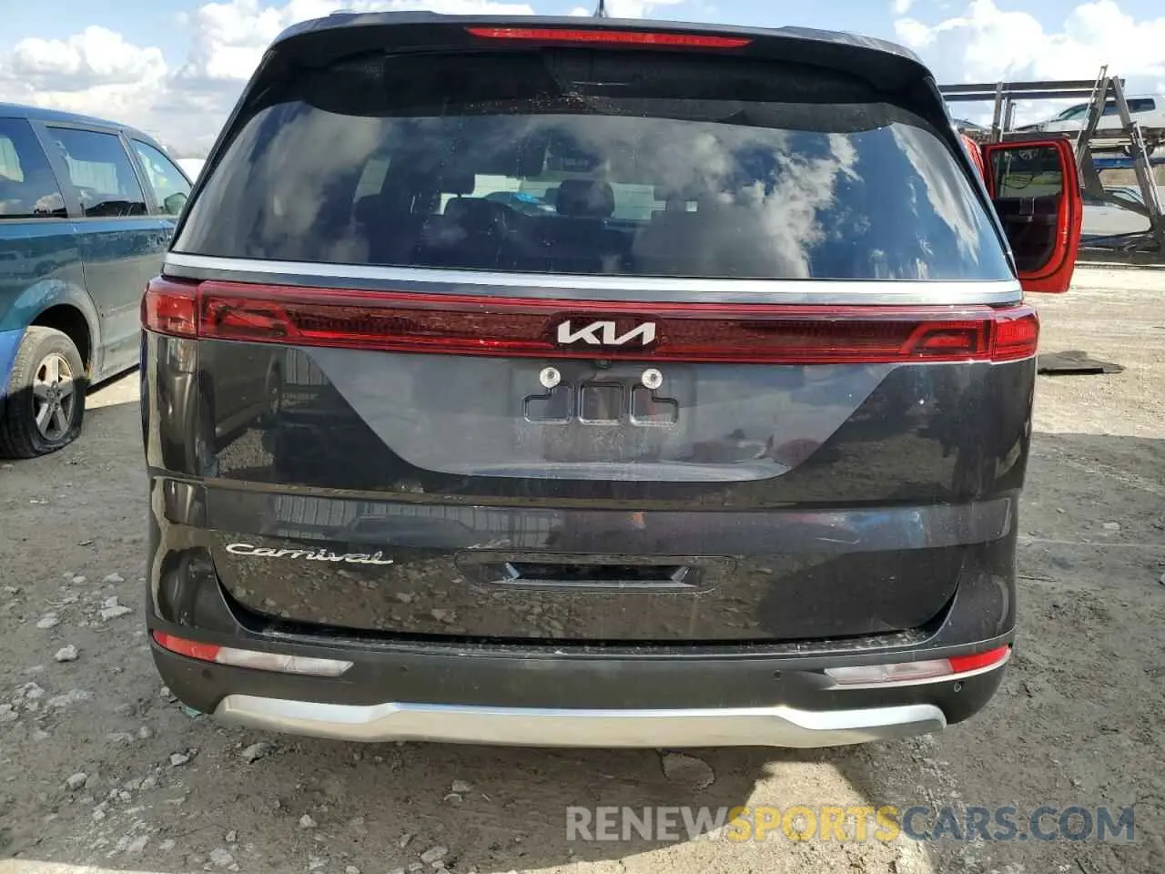 6 fotografías del automóvil dañado KNDNE5H3XN6071780 KIA CARNIVAL S 2022