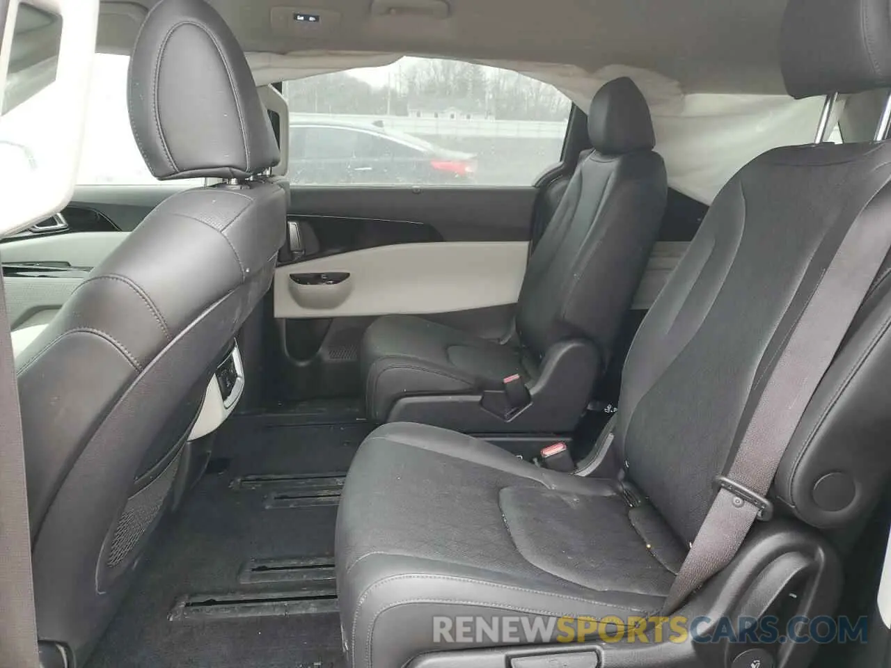11 fotografías del automóvil dañado KNDNE5H32P6291935 KIA CARNIVAL S 2023