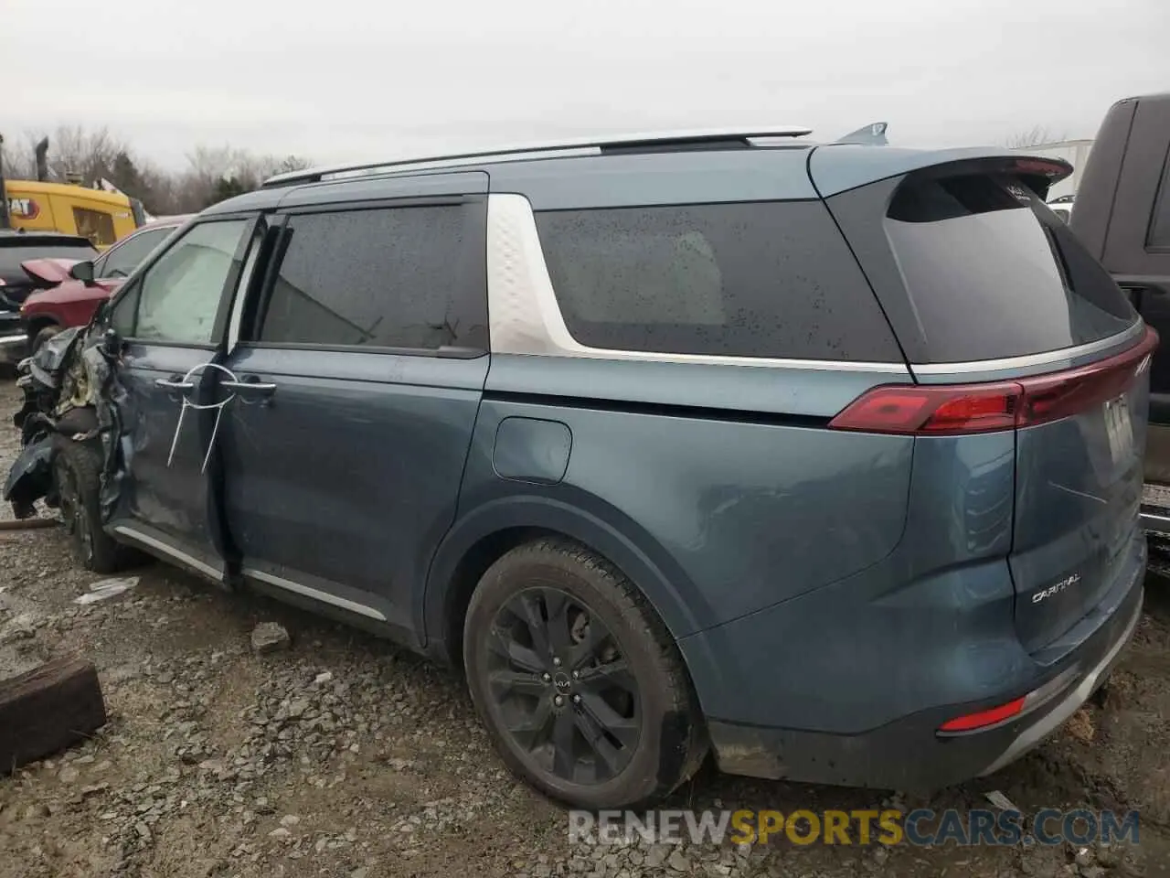 2 fotografías del automóvil dañado KNDNE5H34P6211115 KIA CARNIVAL S 2023