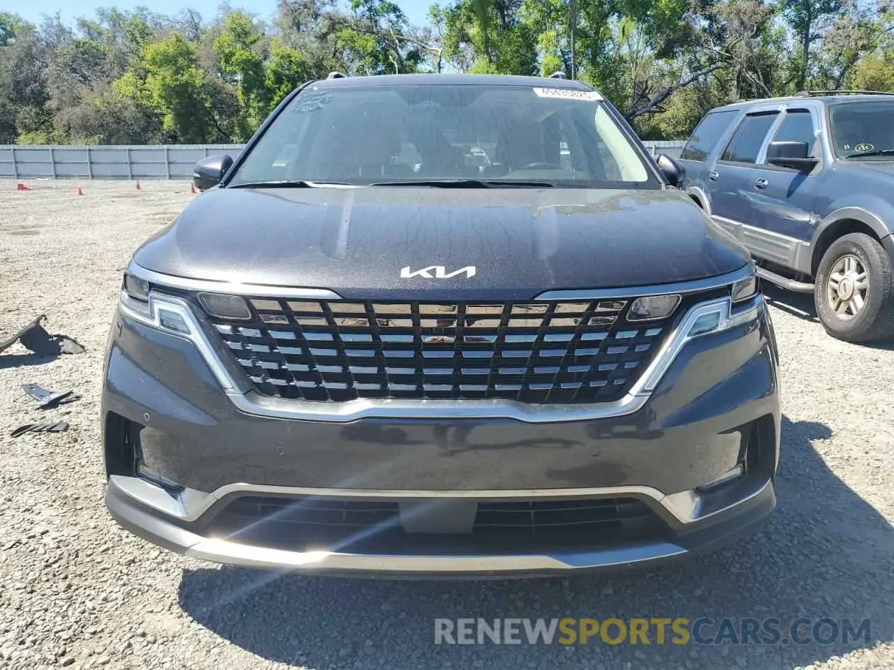 5 fotografías del automóvil dañado KNDNE5H39P6269124 KIA CARNIVAL S 2023