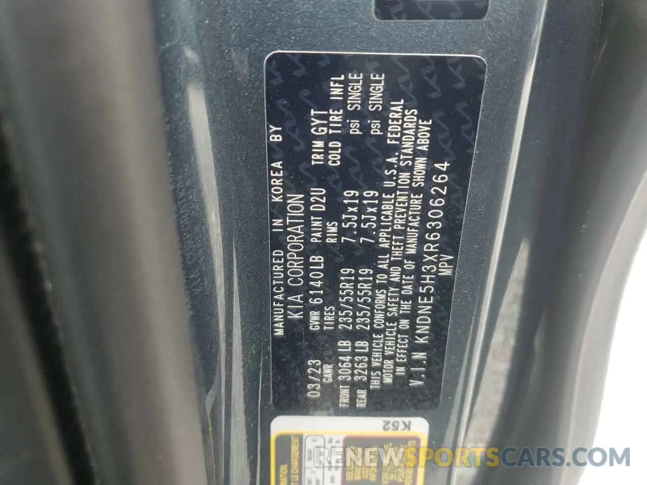 13 fotografías del automóvil dañado KNDNE5H3XR6306264 KIA CARNIVAL S 2024