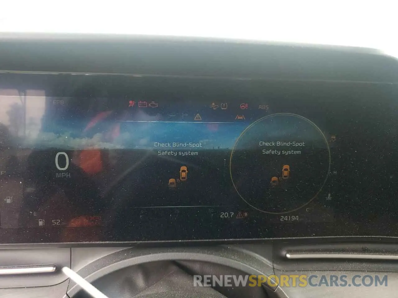 9 fotografías del automóvil dañado KNDNE5H3XR6306264 KIA CARNIVAL S 2024