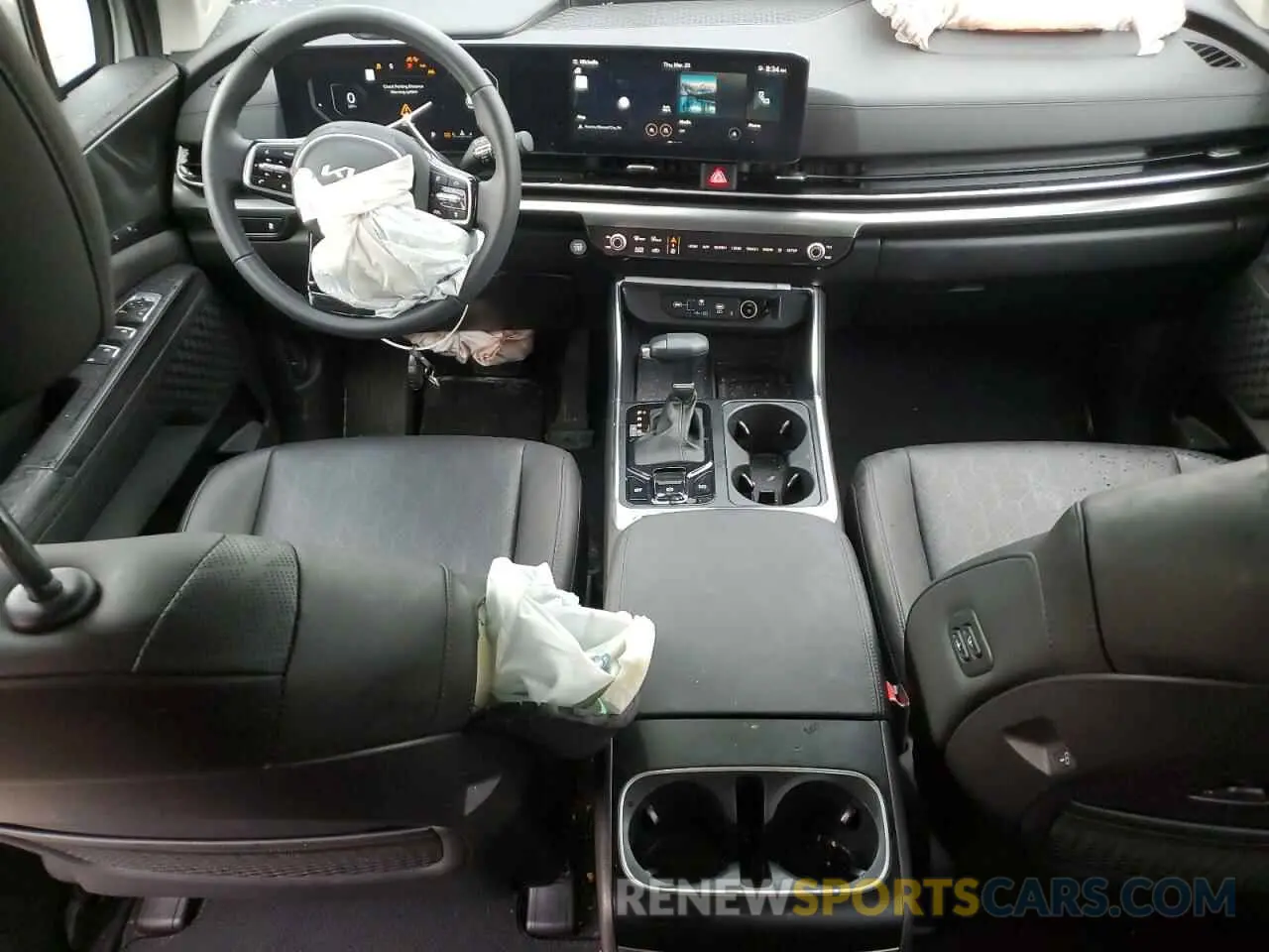 8 fotografías del automóvil dañado KNDNE5K34S6464842 KIA CARNIVAL S 2025