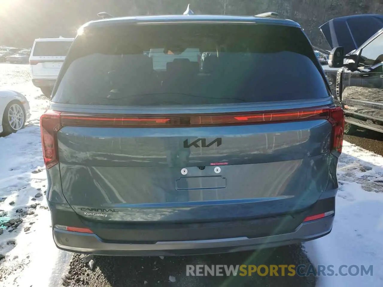 6 fotografías del automóvil dañado KNDNE5K34S6485318 KIA CARNIVAL S 2025