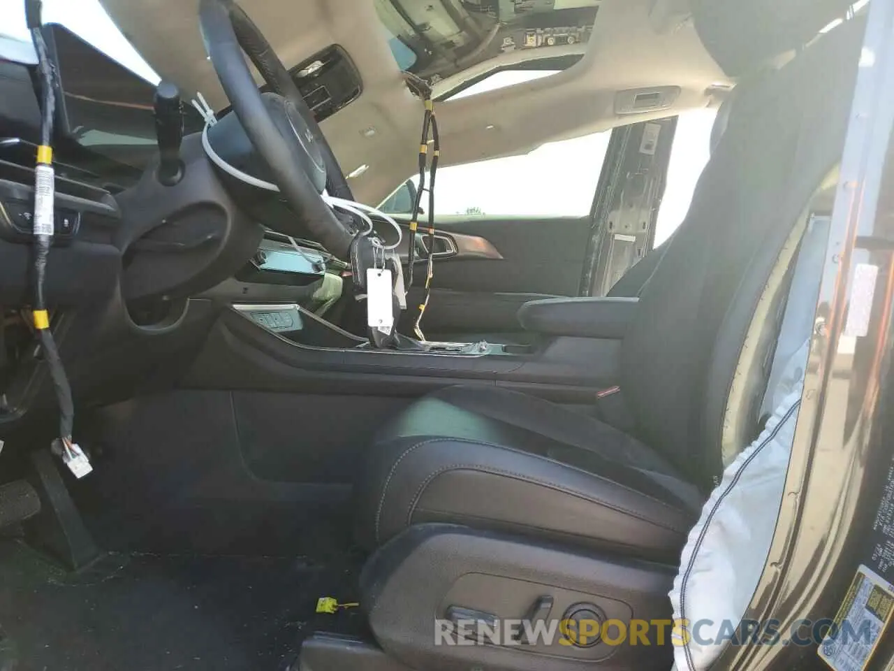 7 fotografías del automóvil dañado KNDNE5K38S6461393 KIA CARNIVAL S 2025