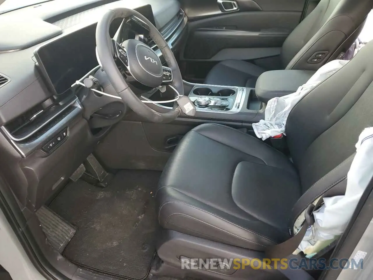 7 fotografías del automóvil dañado KNDNE5KA0S6031310 KIA CARNIVAL S 2025