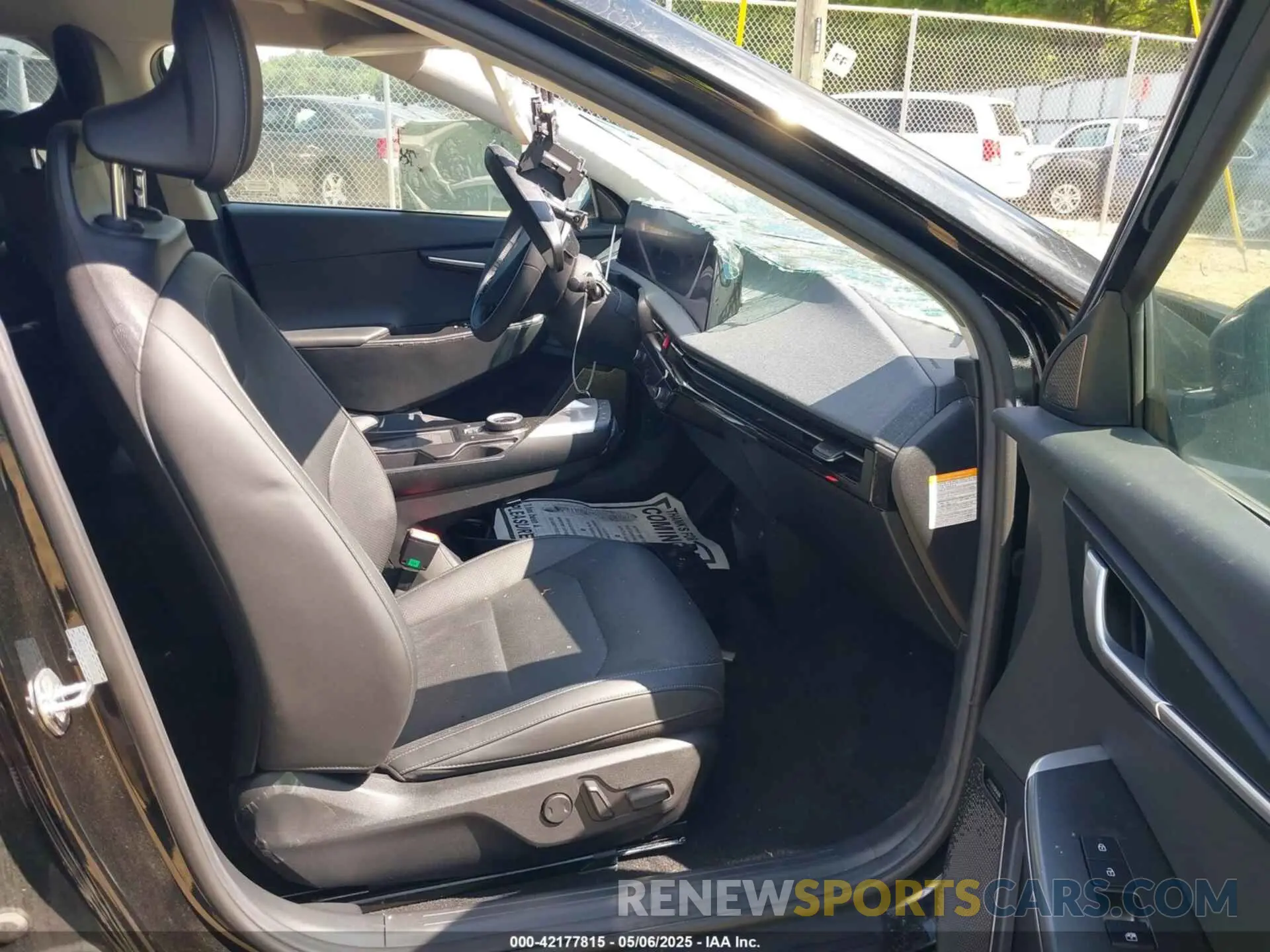 5 fotografías del automóvil dañado KNDC34LA7N5081203 KIA EV6 2022