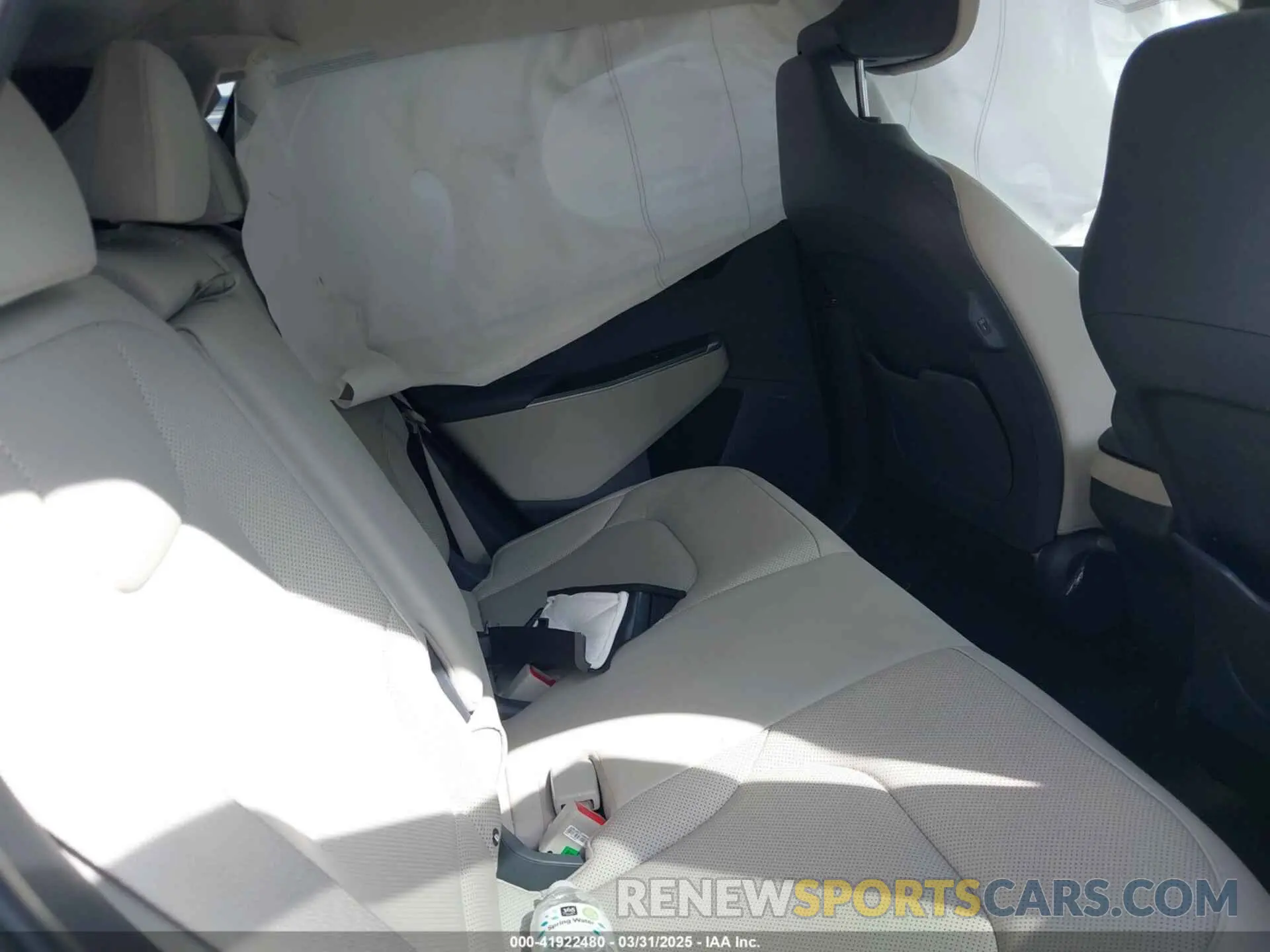 8 fotografías del automóvil dañado KNDC34LA8N5047206 KIA EV6 2022