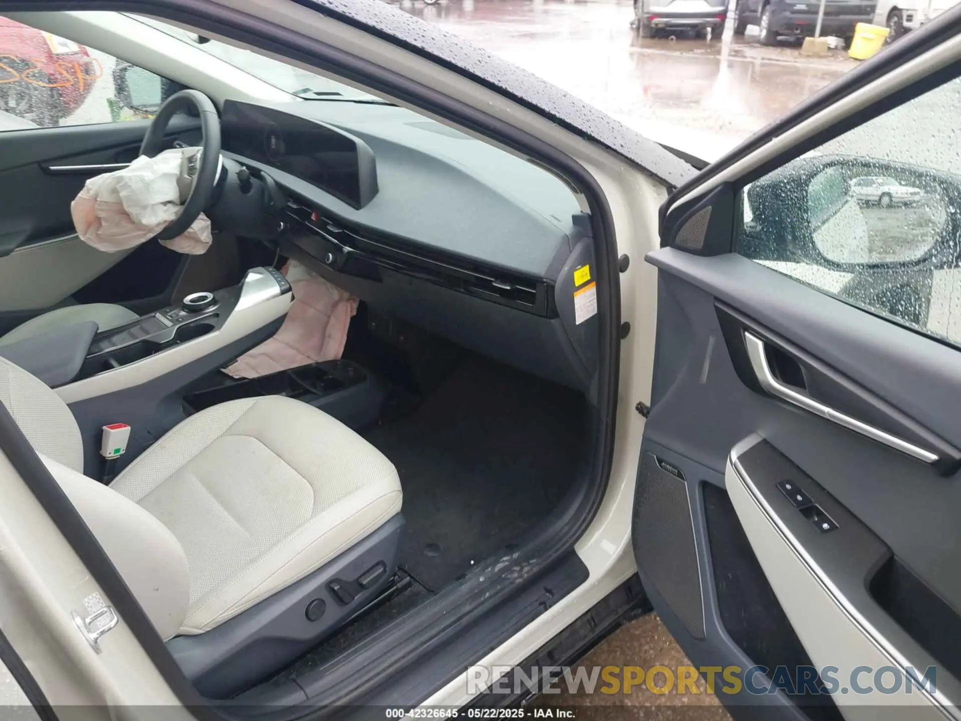 5 fotografías del automóvil dañado KNDC3DLC0N5041157 KIA EV6 2022