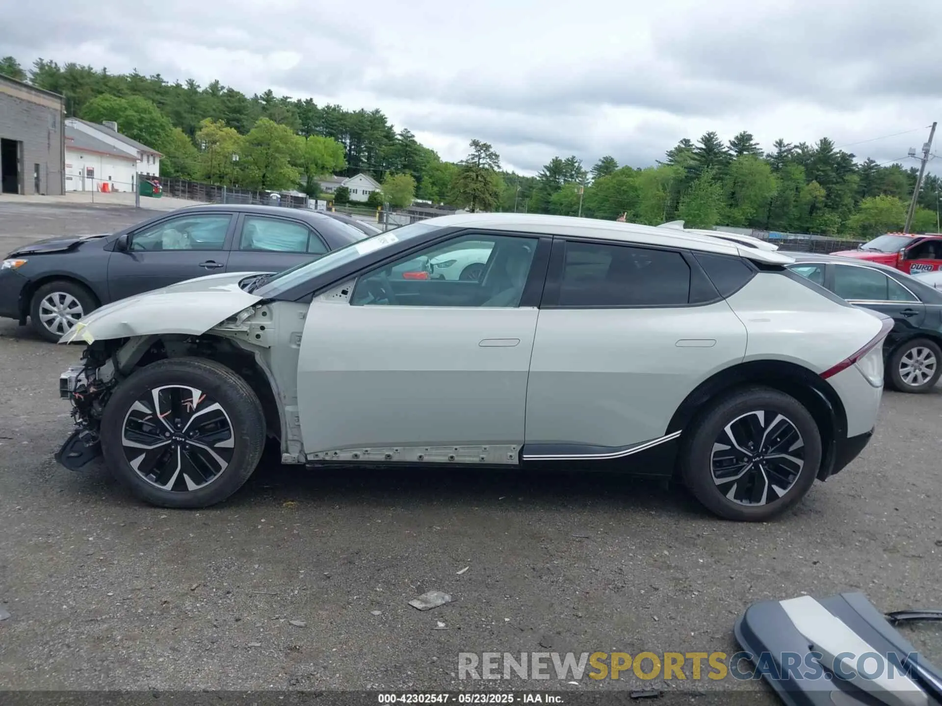 15 fotografías del automóvil dañado KNDC3DLC0N5043037 KIA EV6 2022