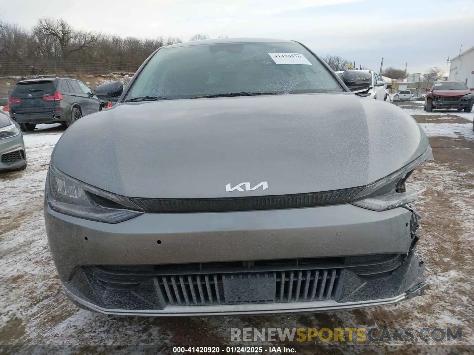 12 fotografías del automóvil dañado KNDC3DLC0N5076216 KIA EV6 2022