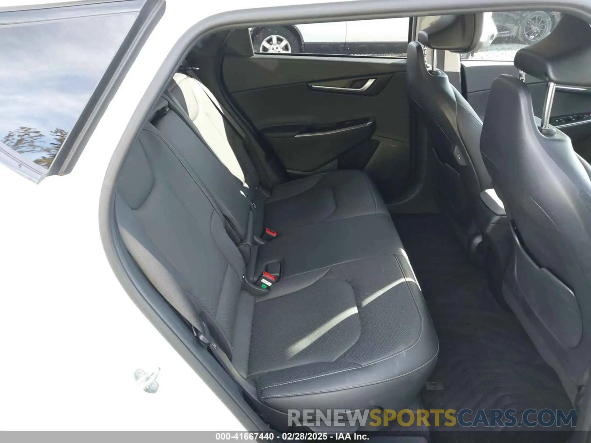 8 fotografías del automóvil dañado KNDC3DLC5N5034110 KIA EV6 2022