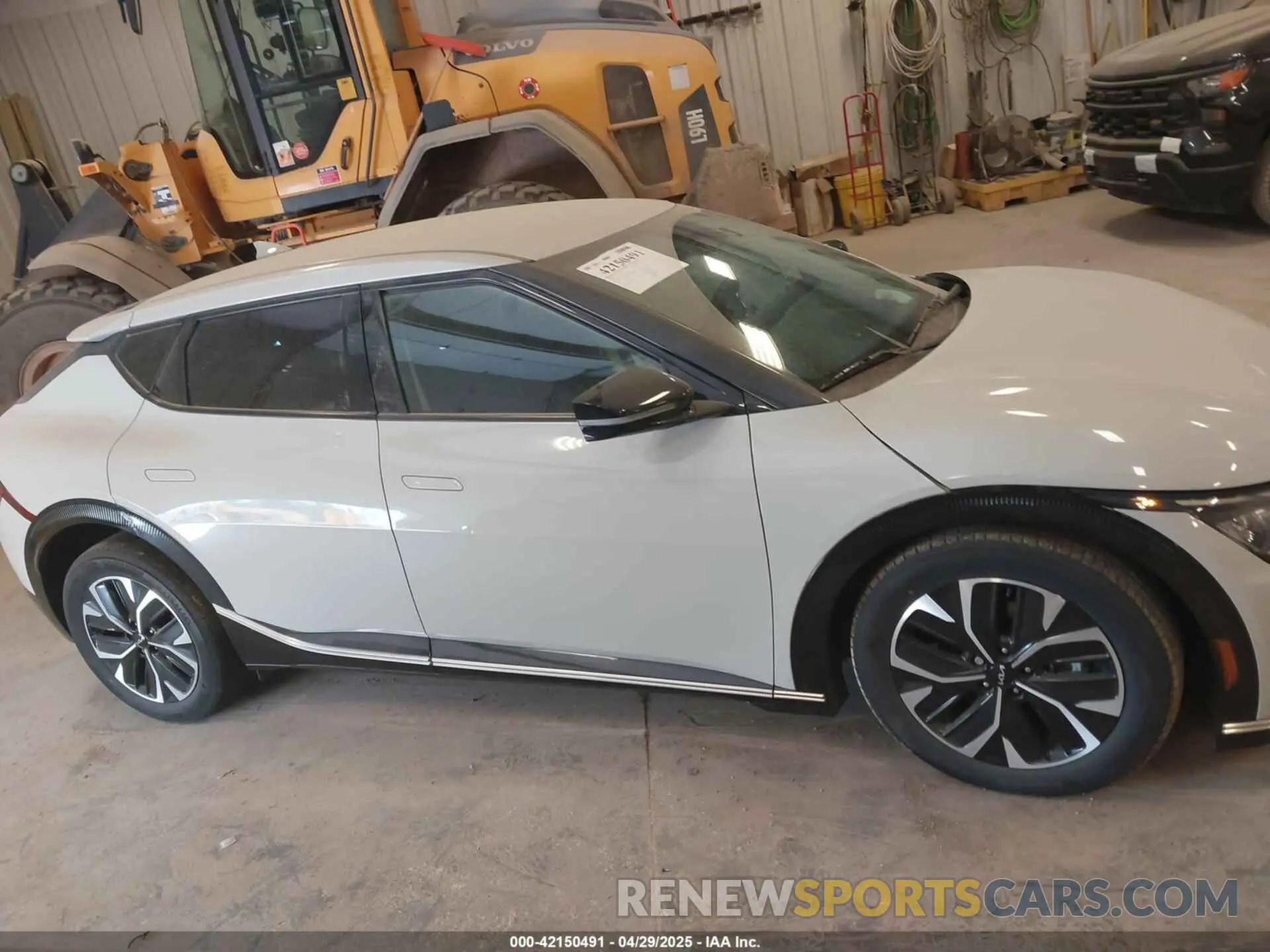 13 fotografías del automóvil dañado KNDC3DLC6N5084532 KIA EV6 2022
