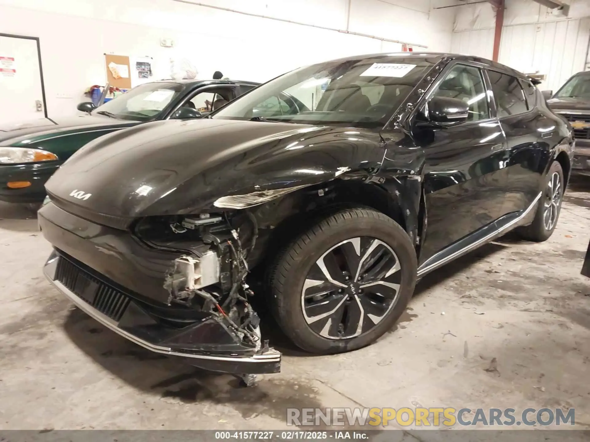 2 fotografías del automóvil dañado KNDC3DLC9N5030514 KIA EV6 2022