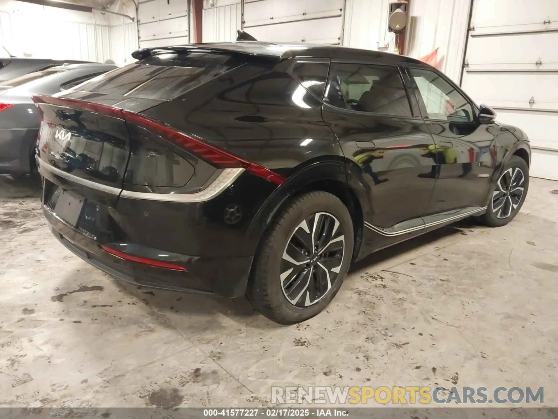 4 fotografías del automóvil dañado KNDC3DLC9N5030514 KIA EV6 2022