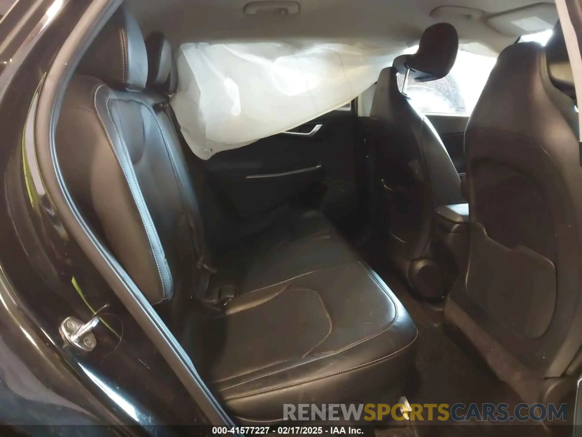 8 fotografías del automóvil dañado KNDC3DLC9N5030514 KIA EV6 2022