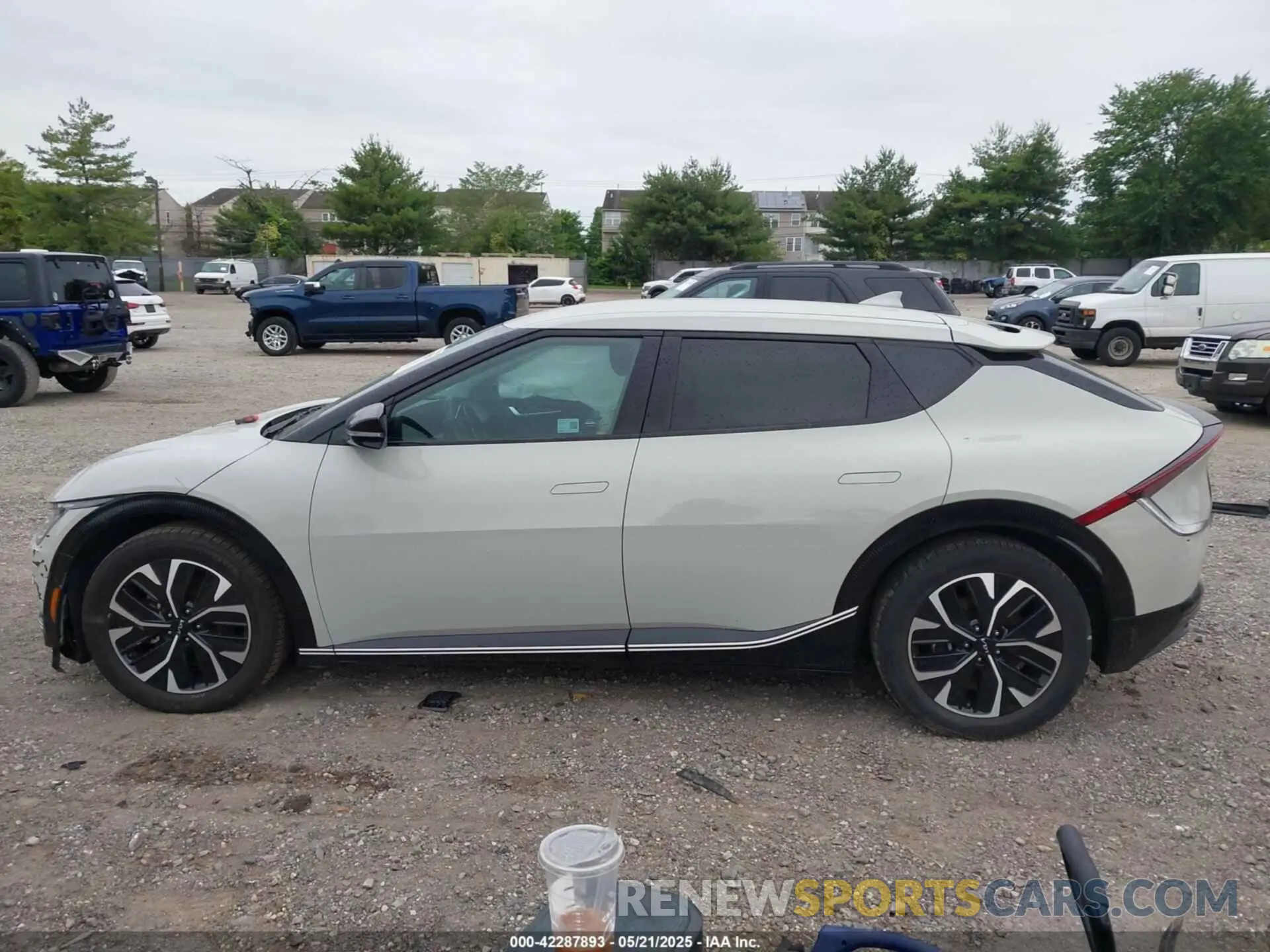15 fotografías del automóvil dañado KNDC3DLCXN5087157 KIA EV6 2022