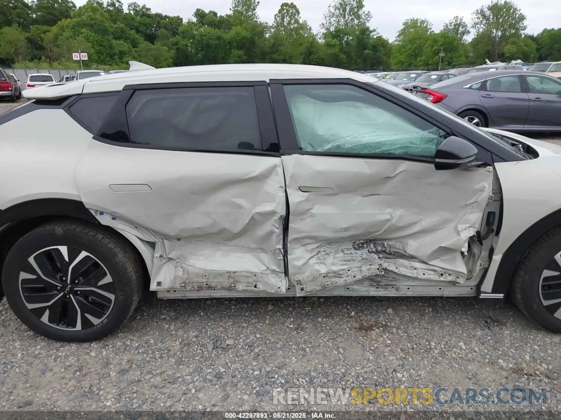 6 fotografías del automóvil dañado KNDC3DLCXN5087157 KIA EV6 2022