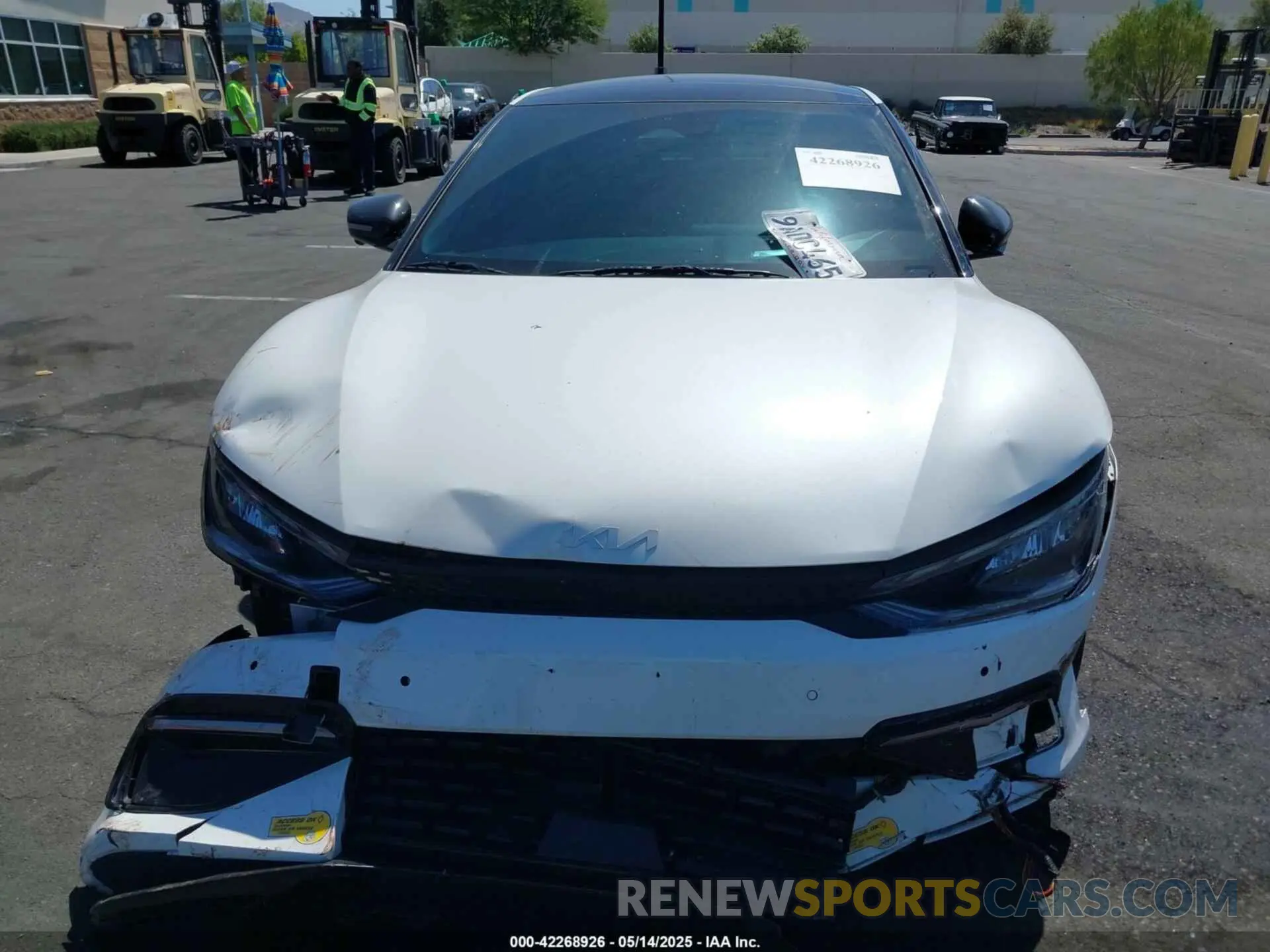 12 fotografías del automóvil dañado KNDC44LA5N5040503 KIA EV6 2022