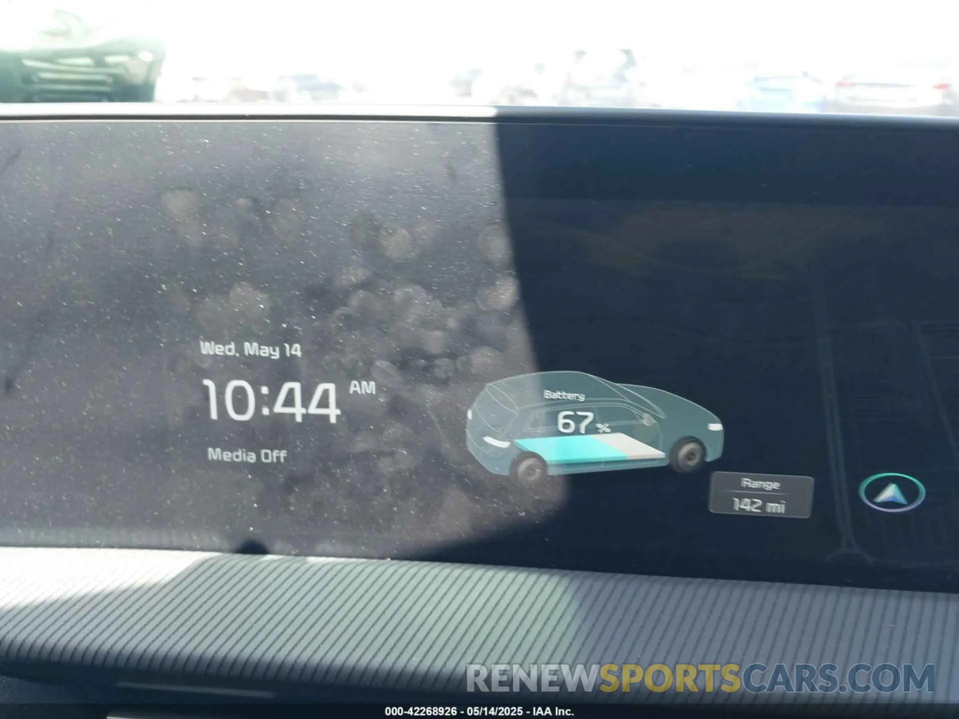 17 fotografías del automóvil dañado KNDC44LA5N5040503 KIA EV6 2022
