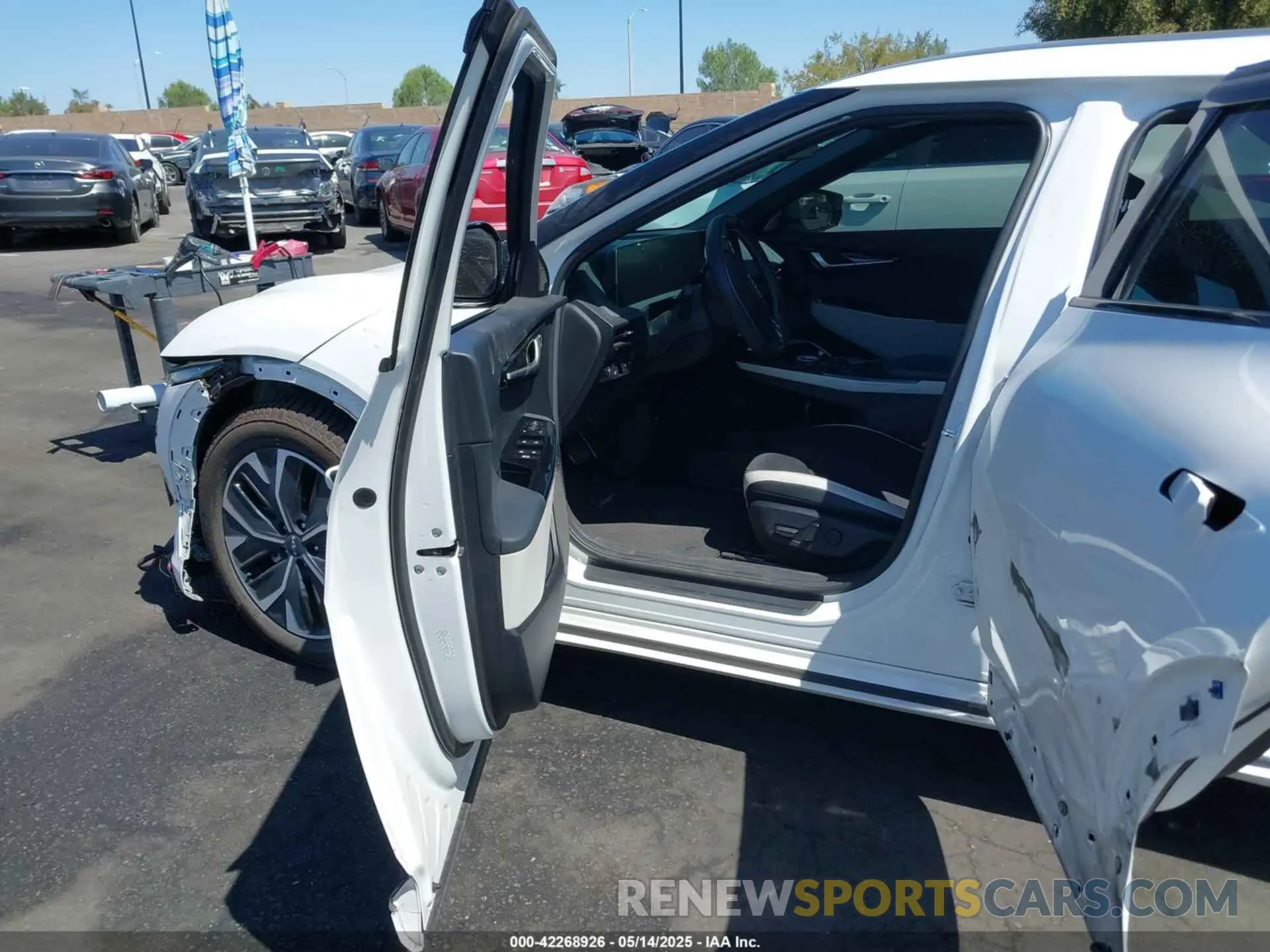 5 fotografías del automóvil dañado KNDC44LA5N5040503 KIA EV6 2022