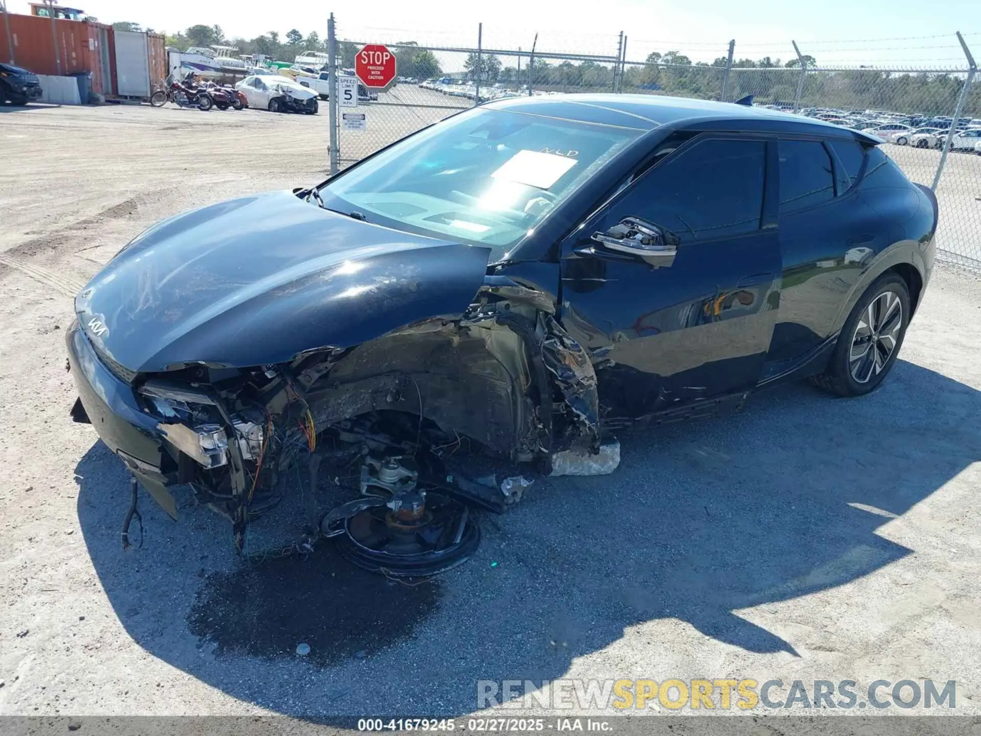 2 fotografías del automóvil dañado KNDC44LA7N5027008 KIA EV6 2022