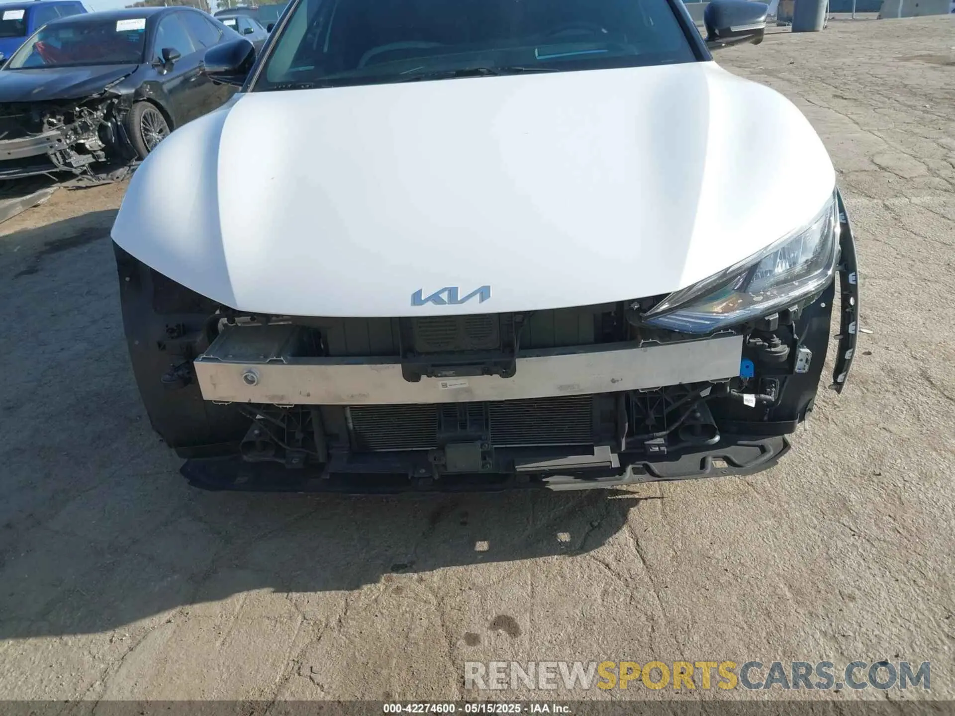 6 fotografías del automóvil dañado KNDC44LA9N5030847 KIA EV6 2022