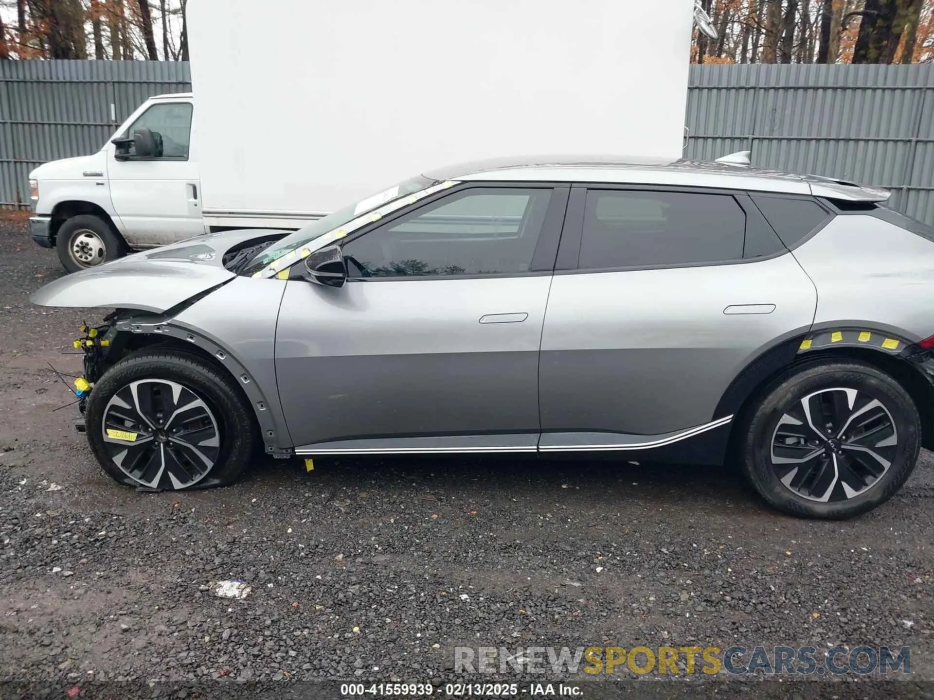 14 fotografías del automóvil dañado KNDC34LA0P5104873 KIA EV6 2023