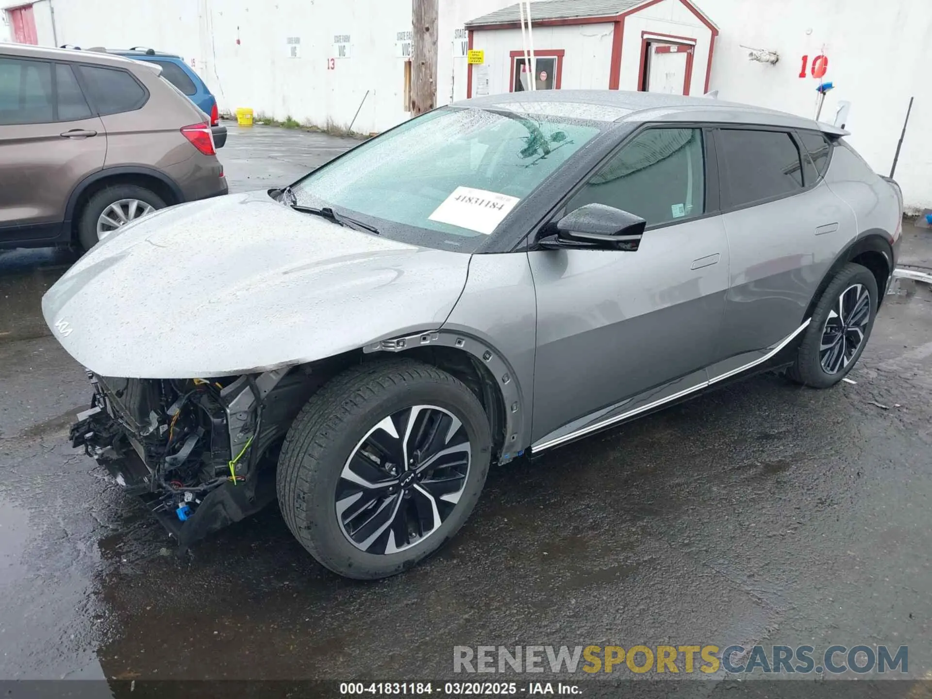 2 fotografías del automóvil dañado KNDC34LA5P5604138 KIA EV6 2023