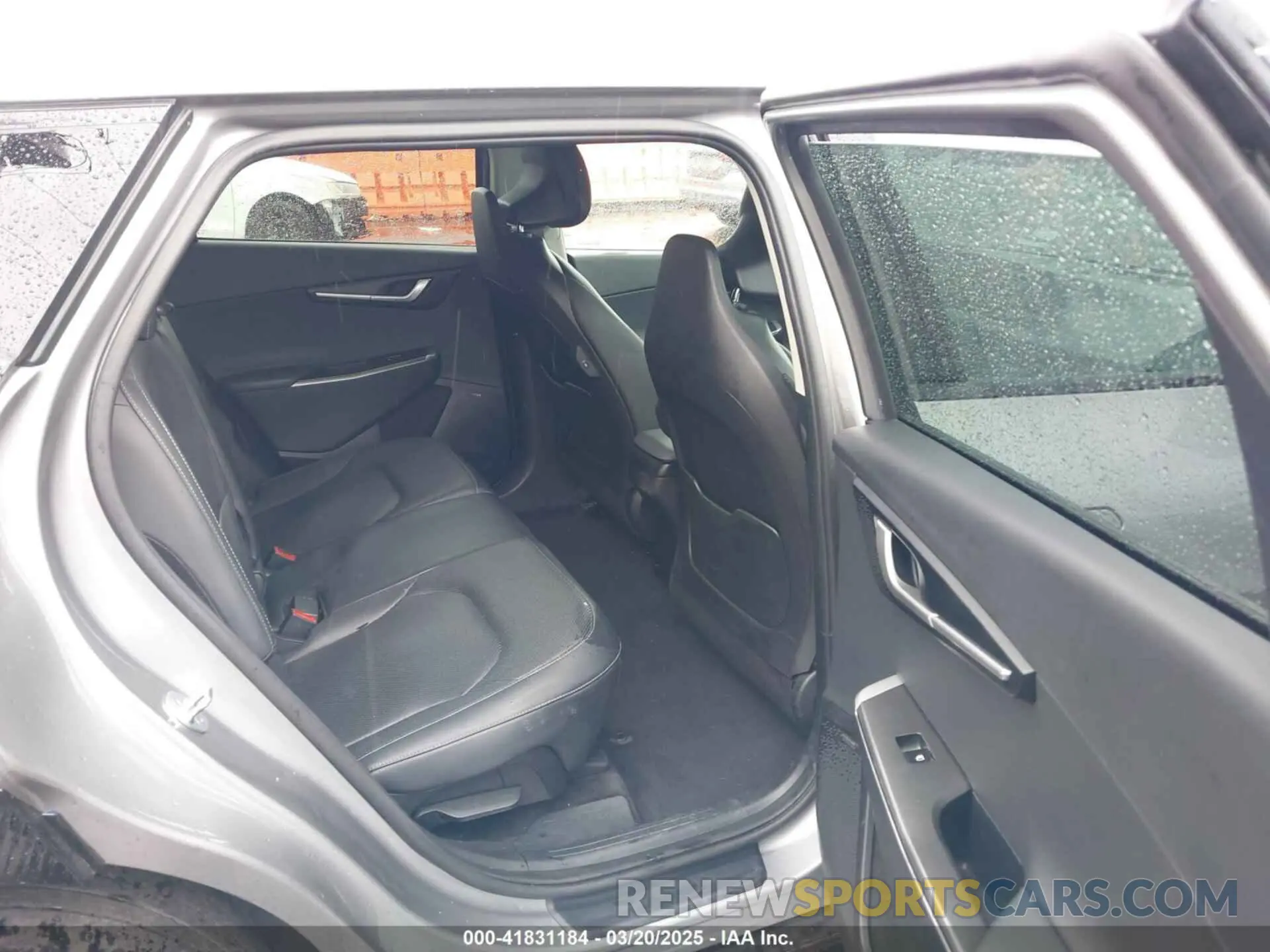 8 fotografías del automóvil dañado KNDC34LA5P5604138 KIA EV6 2023