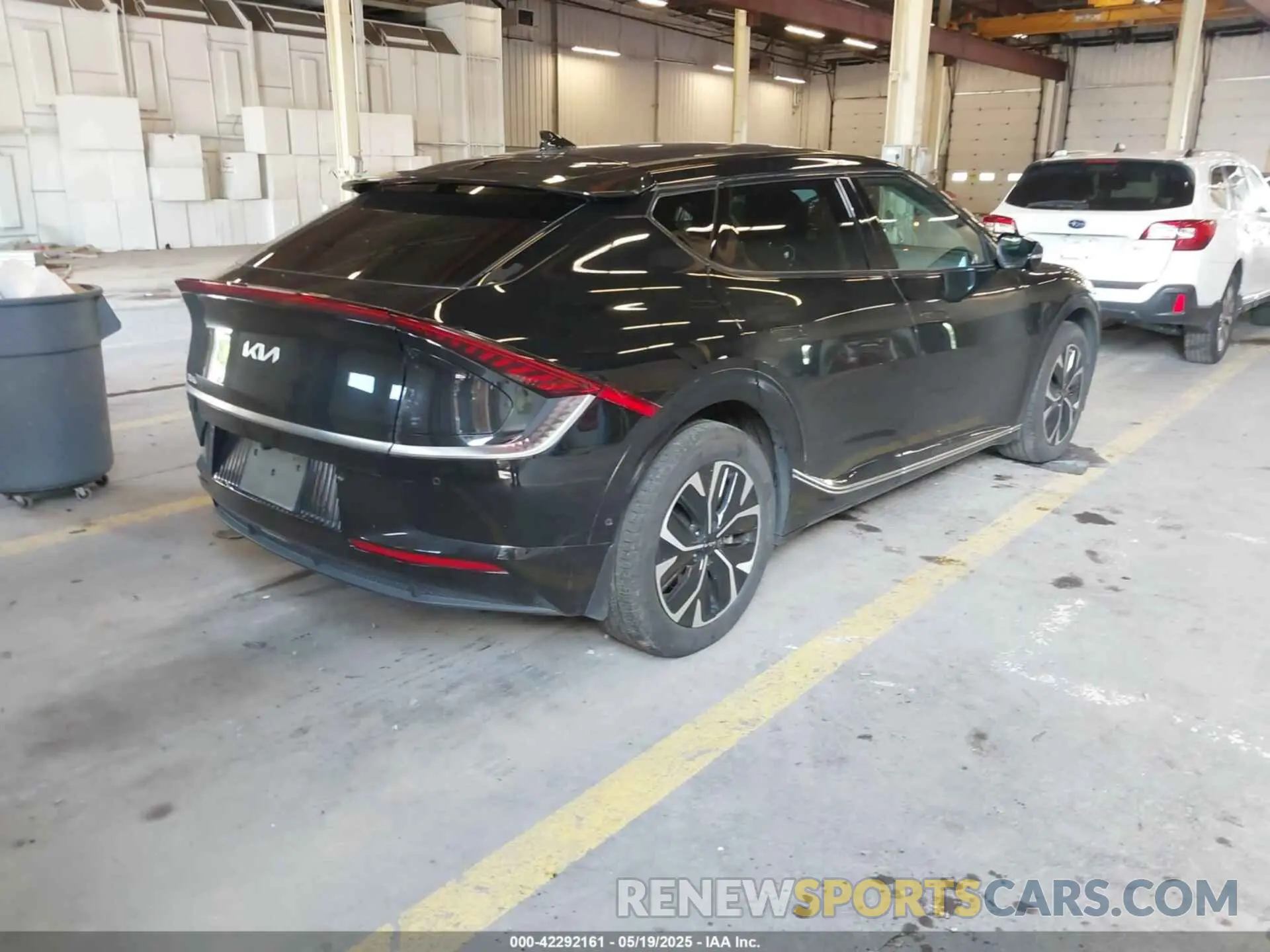 4 fotografías del automóvil dañado KNDC3DLC4P5103534 KIA EV6 2023