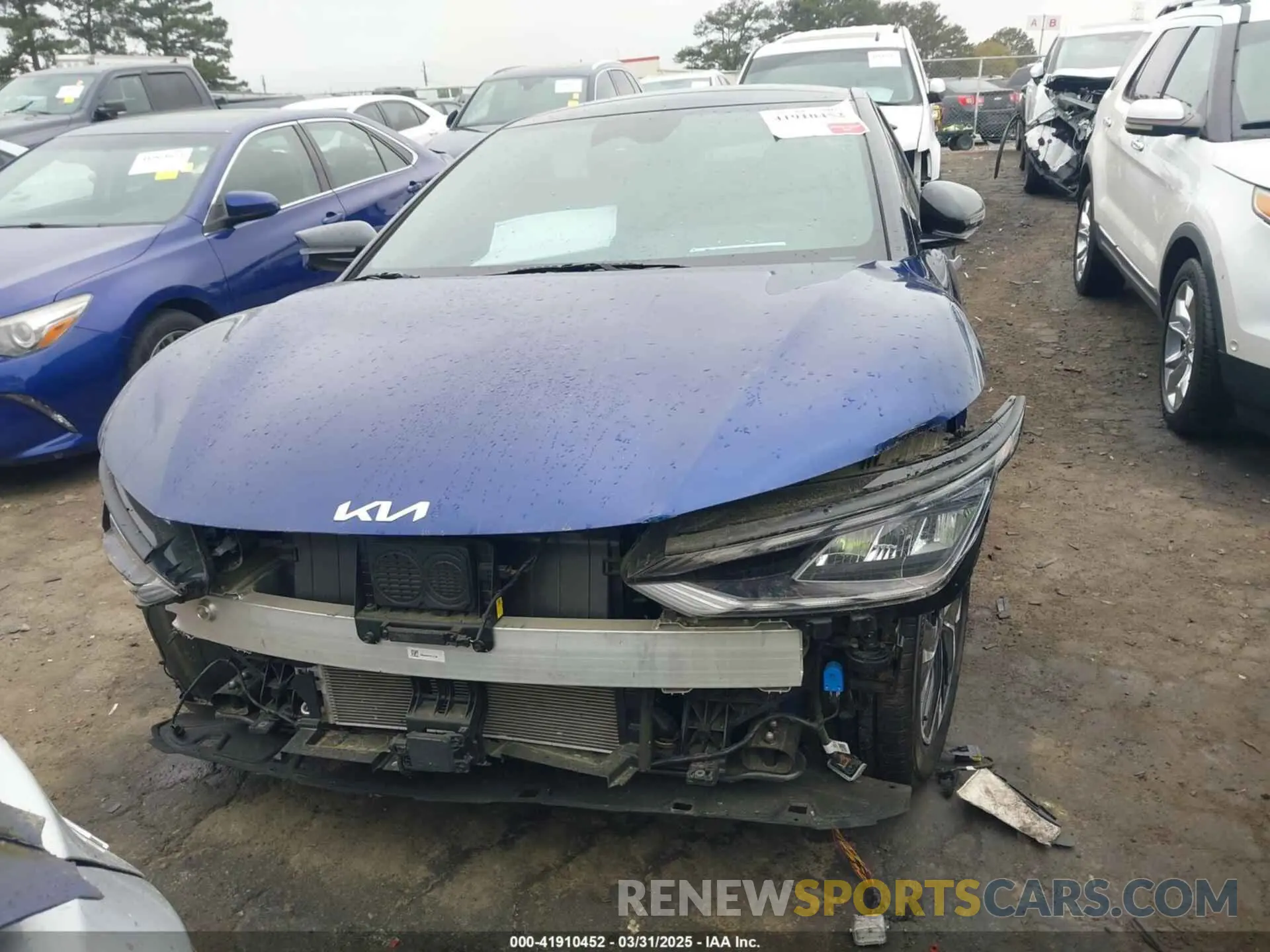 11 fotografías del automóvil dañado KNDC44LA8P5100440 KIA EV6 2023