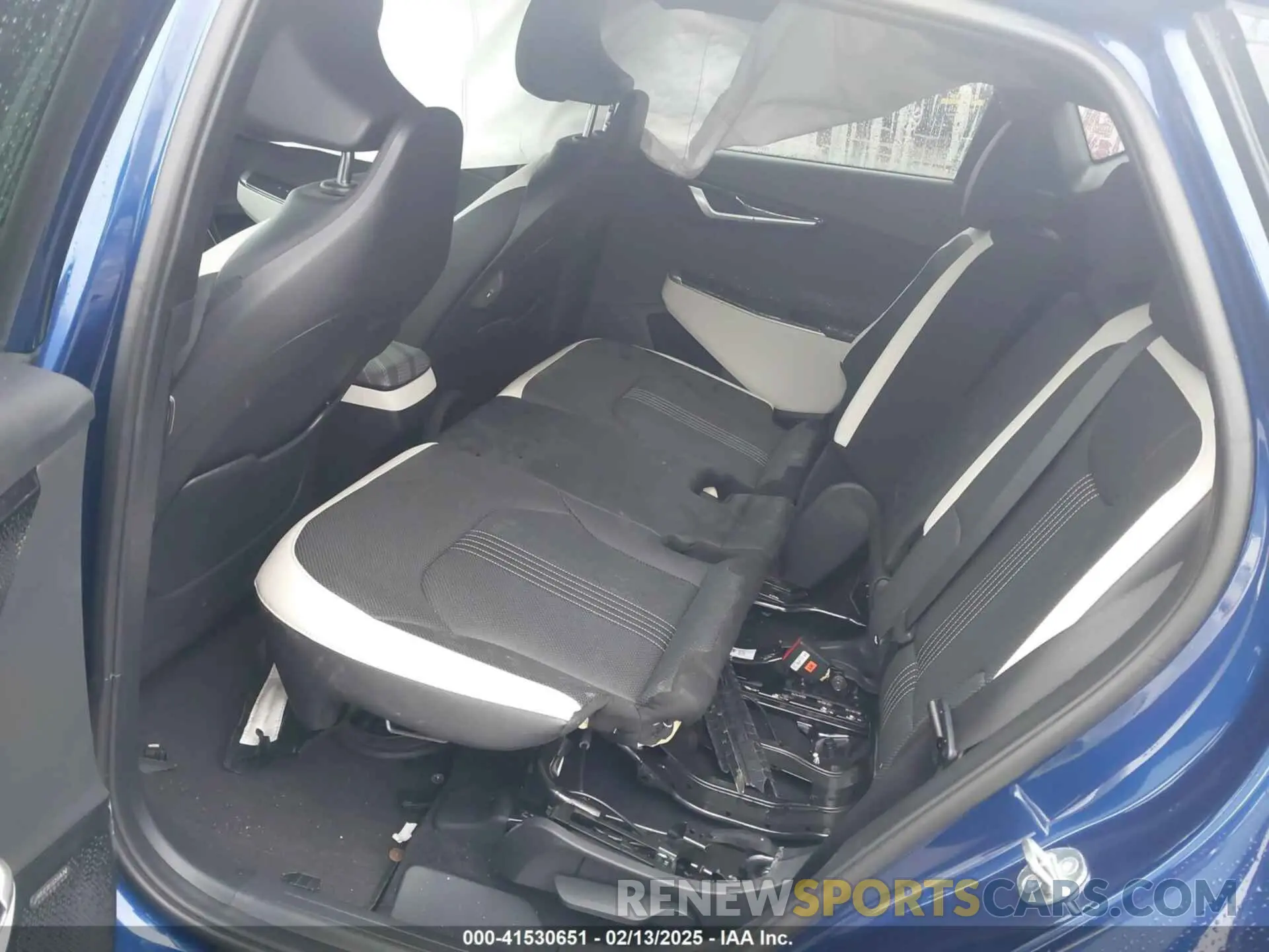 8 fotografías del automóvil dañado KNDC4DLC2P5135864 KIA EV6 2023