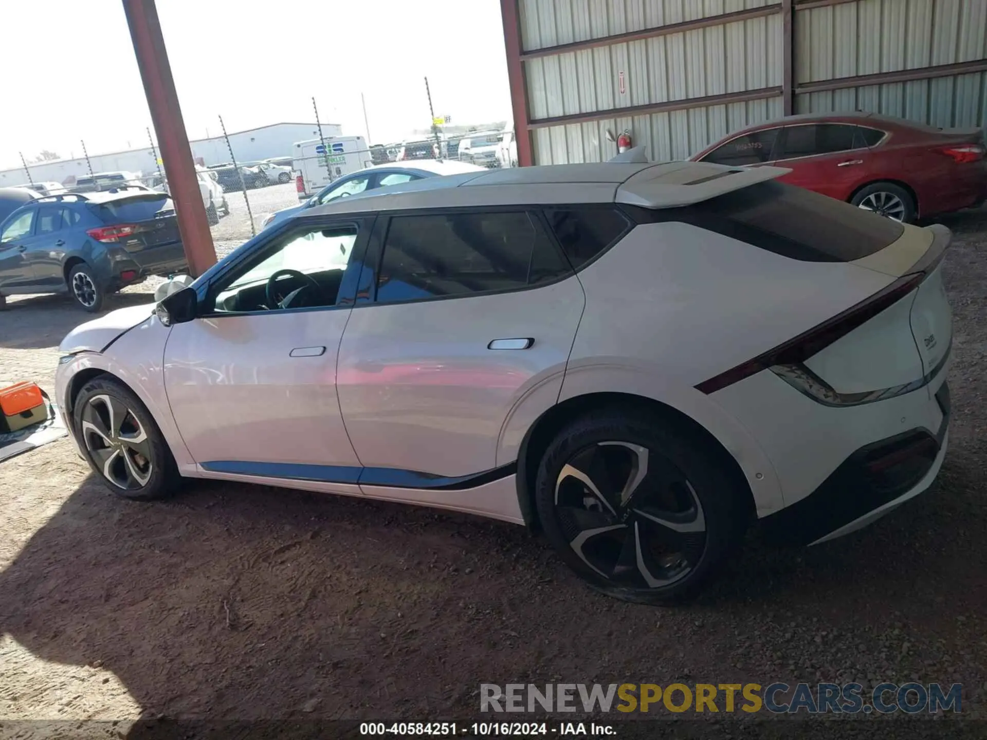14 fotografías del automóvil dañado KNDC4DLC9P5114767 KIA EV6 2023