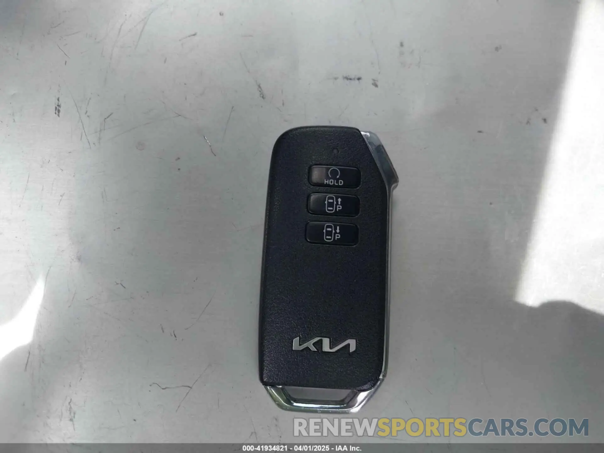 11 fotografías del automóvil dañado KNDC5DLE3P5093252 KIA EV6 2023