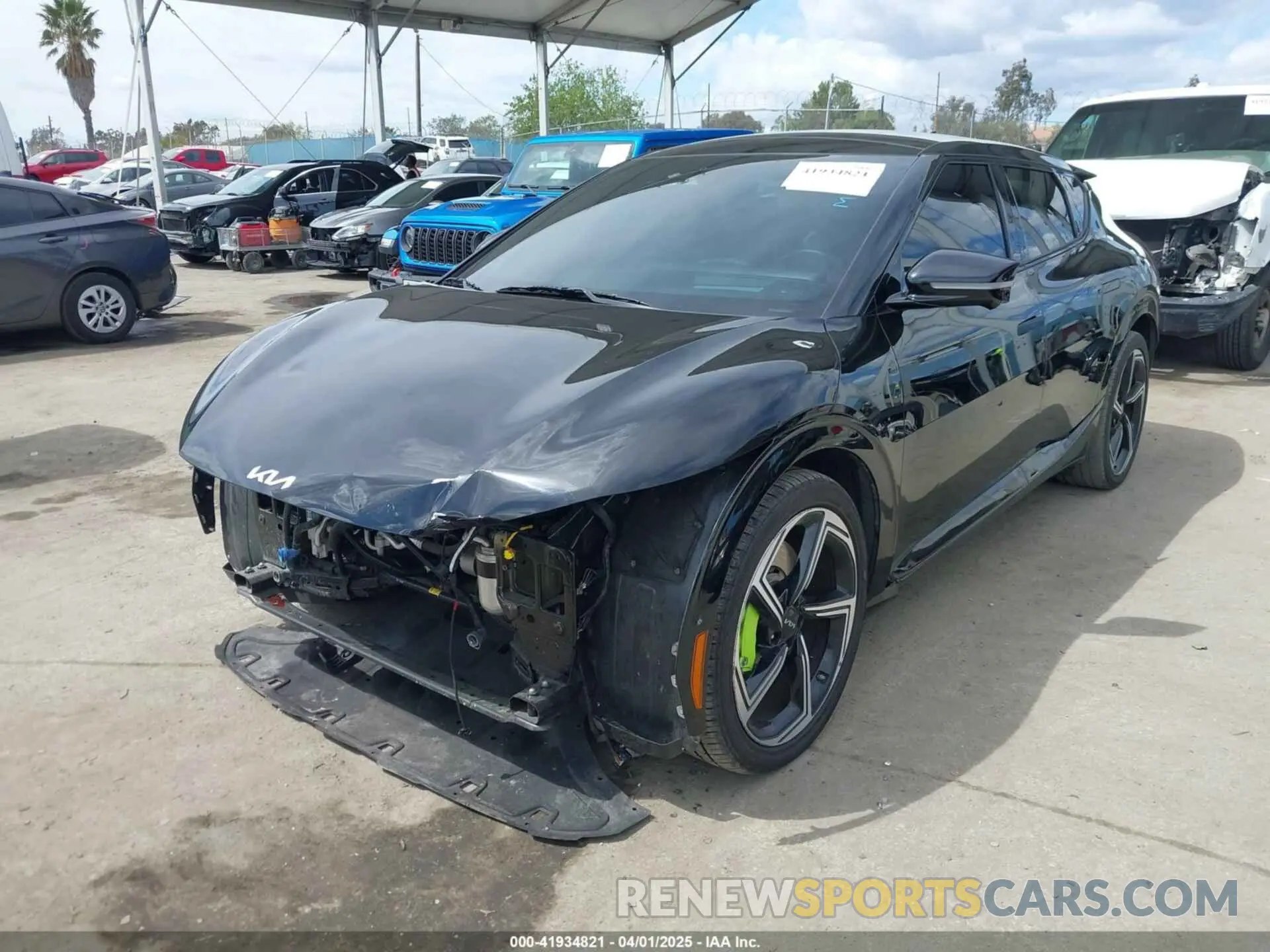 2 fotografías del automóvil dañado KNDC5DLE3P5093252 KIA EV6 2023