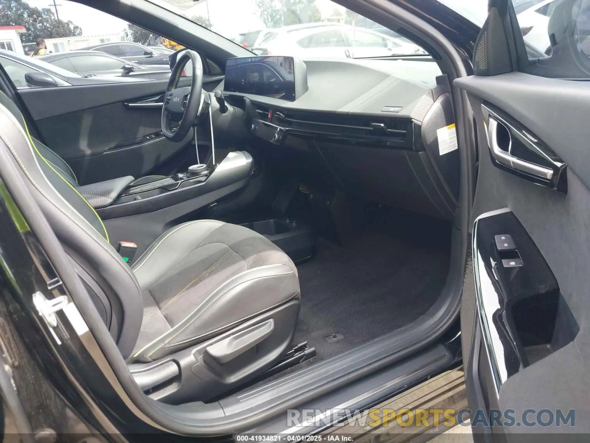 5 fotografías del automóvil dañado KNDC5DLE3P5093252 KIA EV6 2023