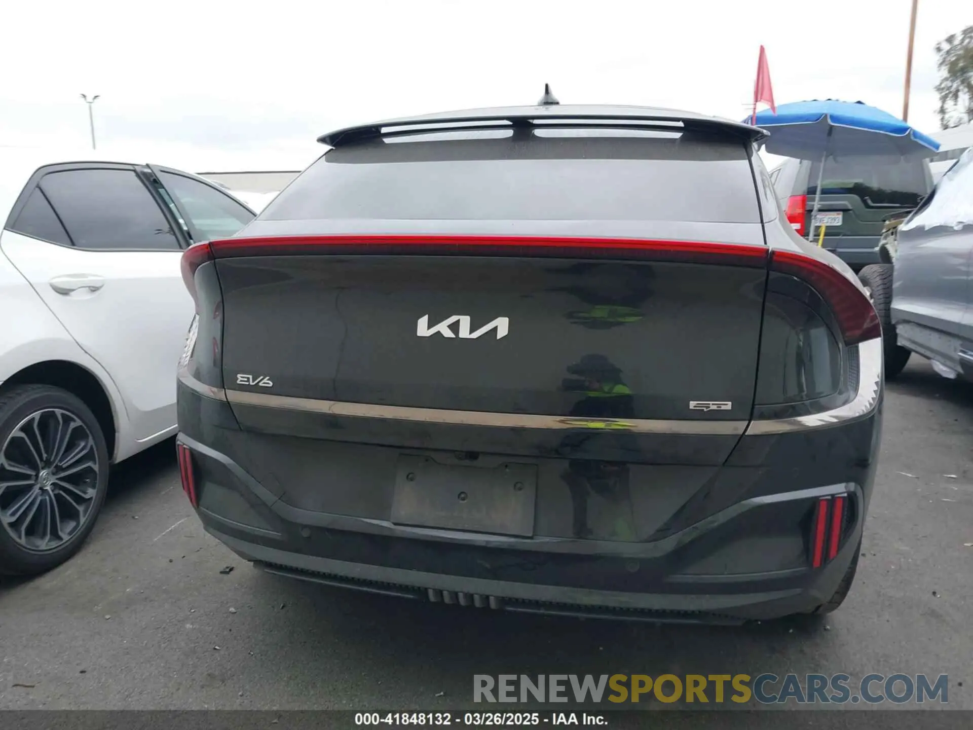 15 fotografías del automóvil dañado KNDC5DLE9P5139084 KIA EV6 2023