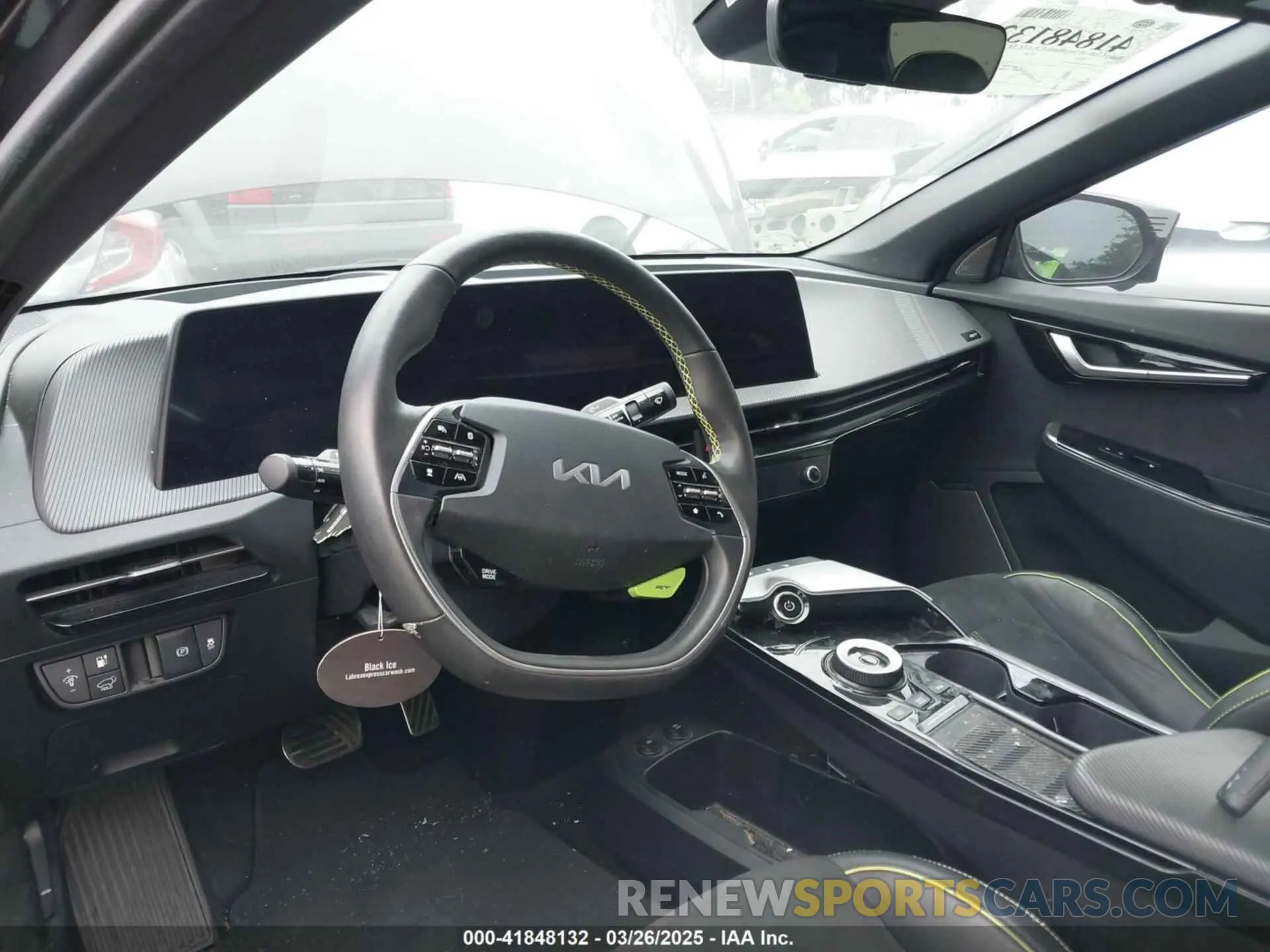 16 fotografías del automóvil dañado KNDC5DLE9P5139084 KIA EV6 2023