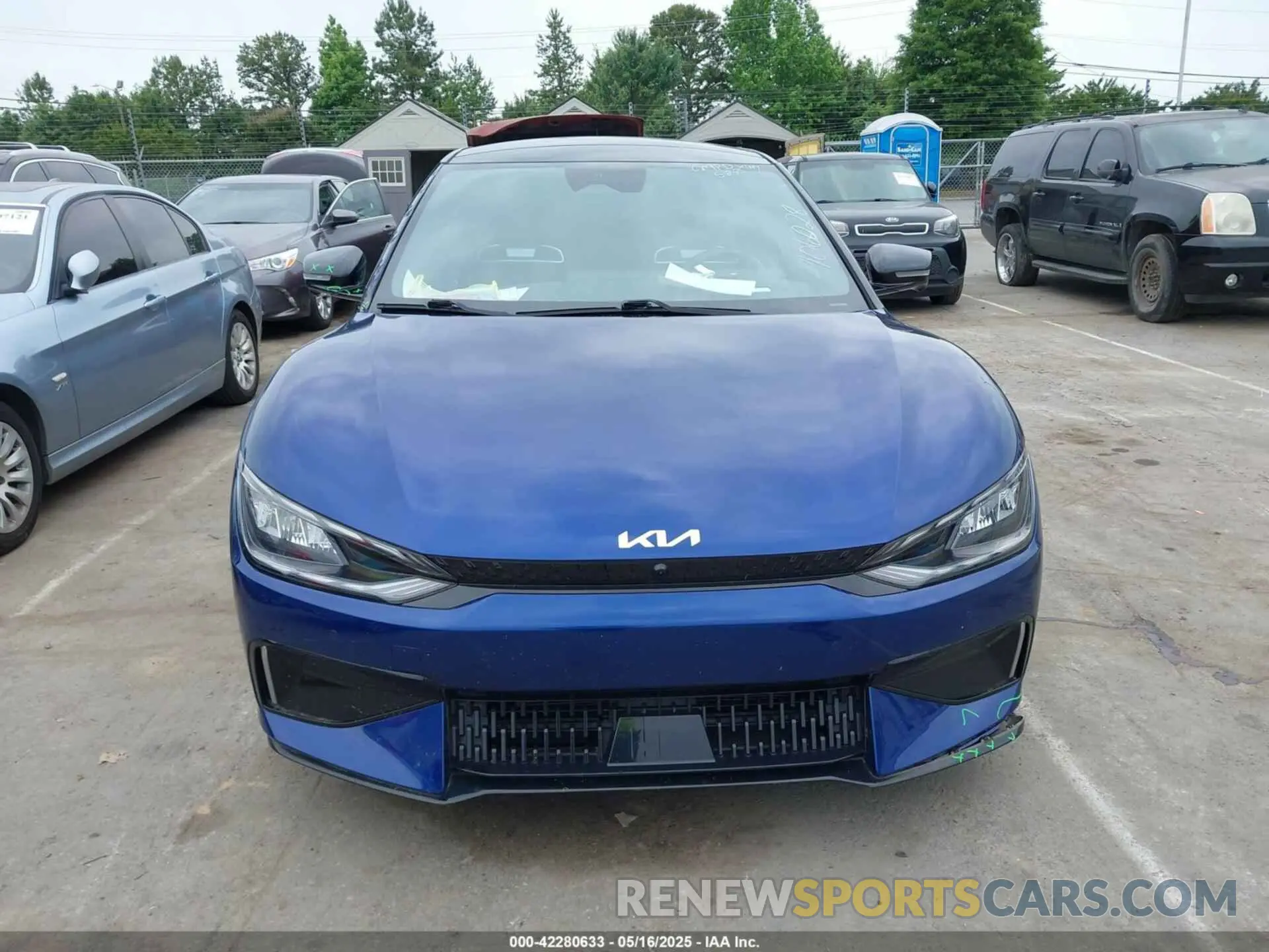 12 fotografías del automóvil dañado KNDC5DLEXP5106028 KIA EV6 2023