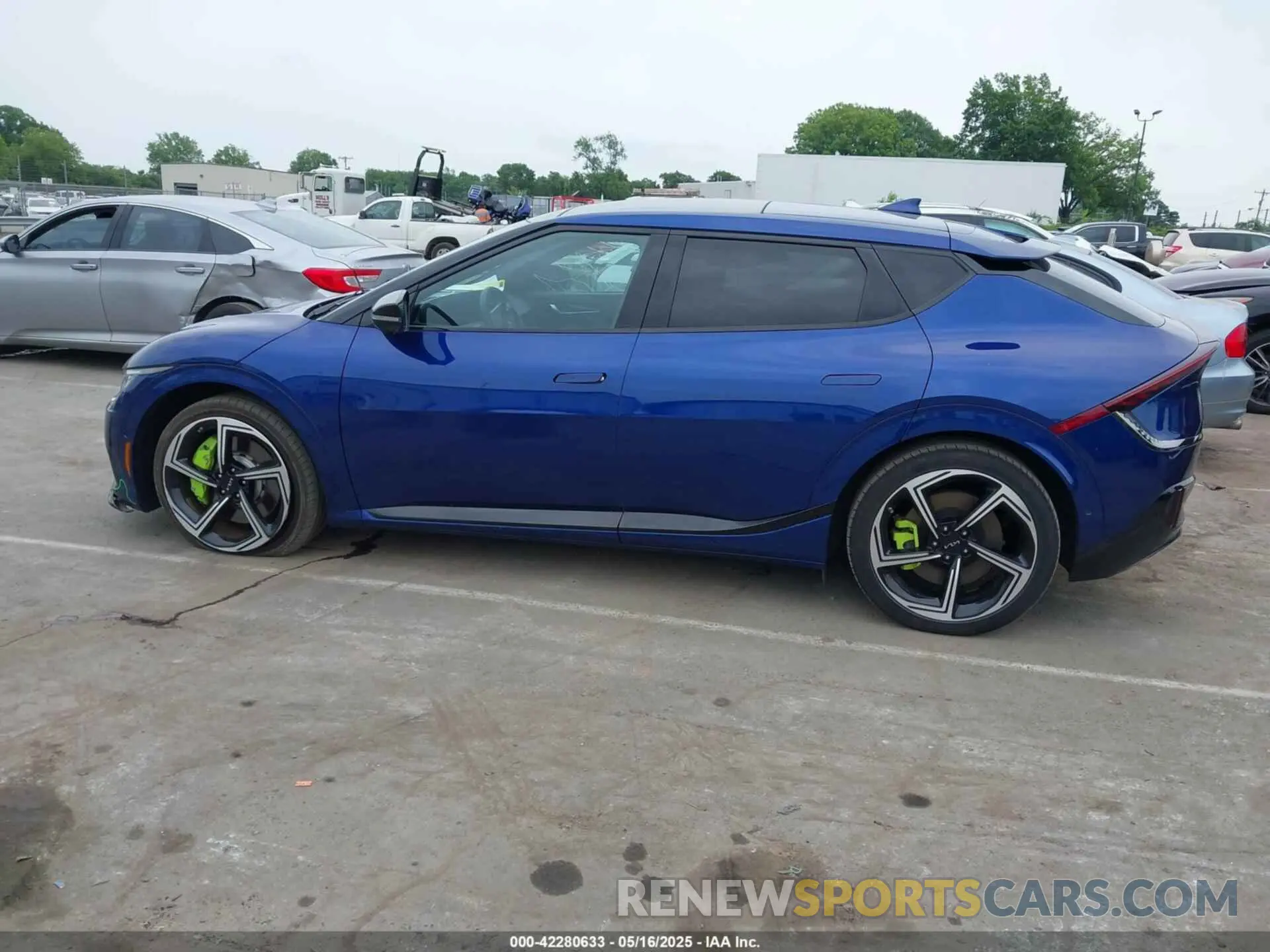 14 fotografías del automóvil dañado KNDC5DLEXP5106028 KIA EV6 2023