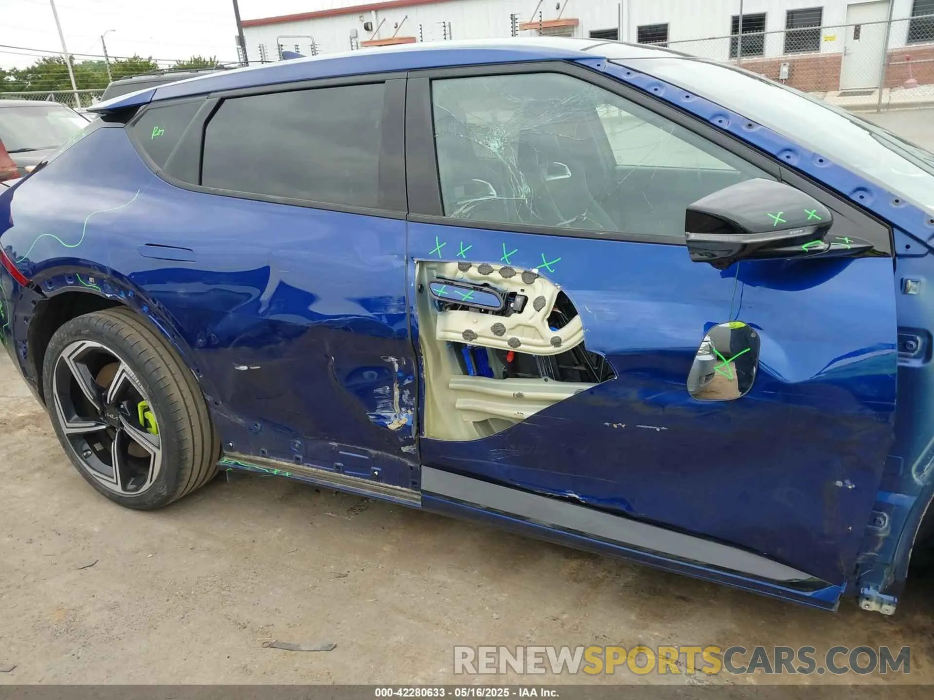 19 fotografías del automóvil dañado KNDC5DLEXP5106028 KIA EV6 2023