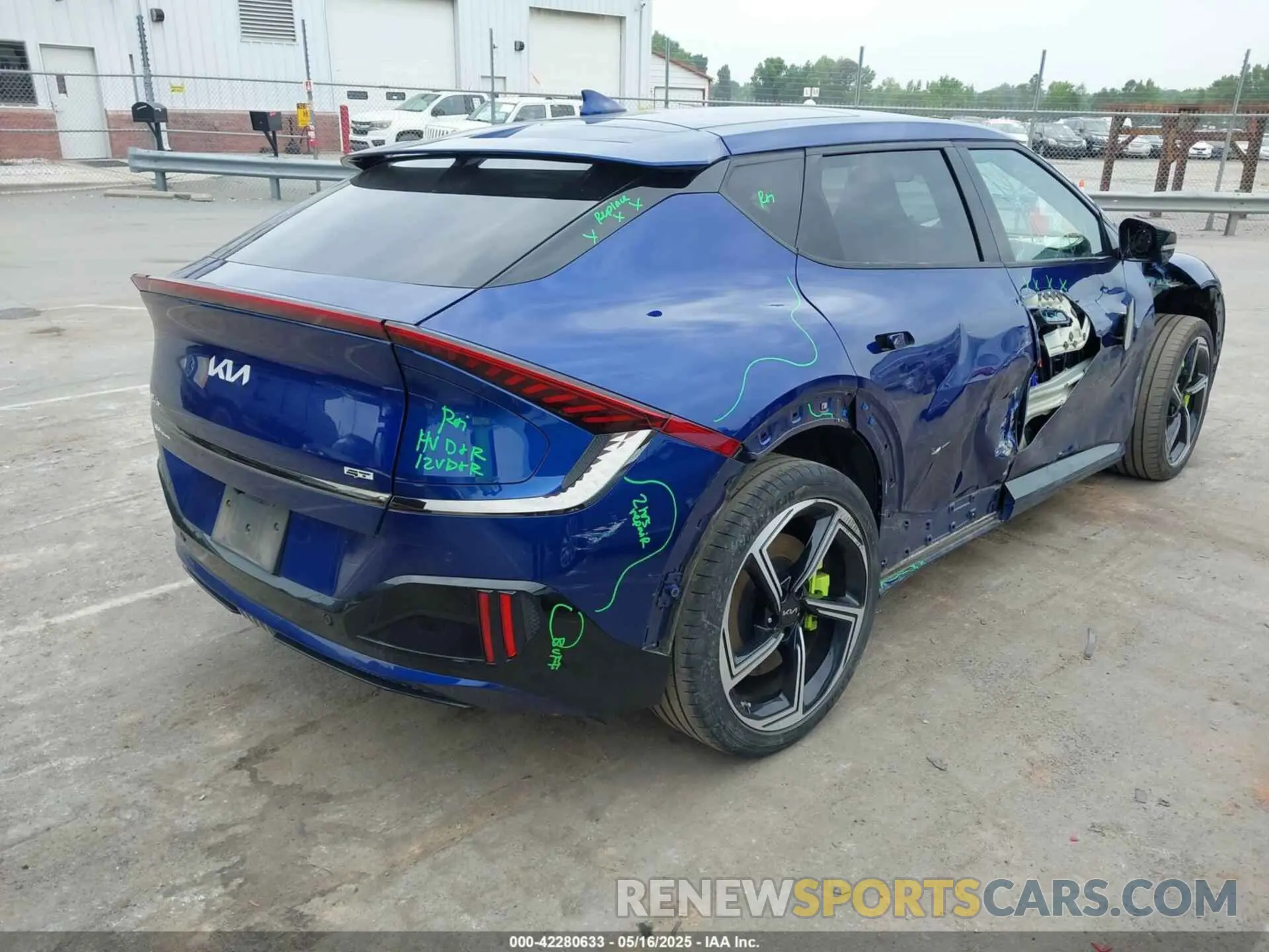 4 fotografías del automóvil dañado KNDC5DLEXP5106028 KIA EV6 2023