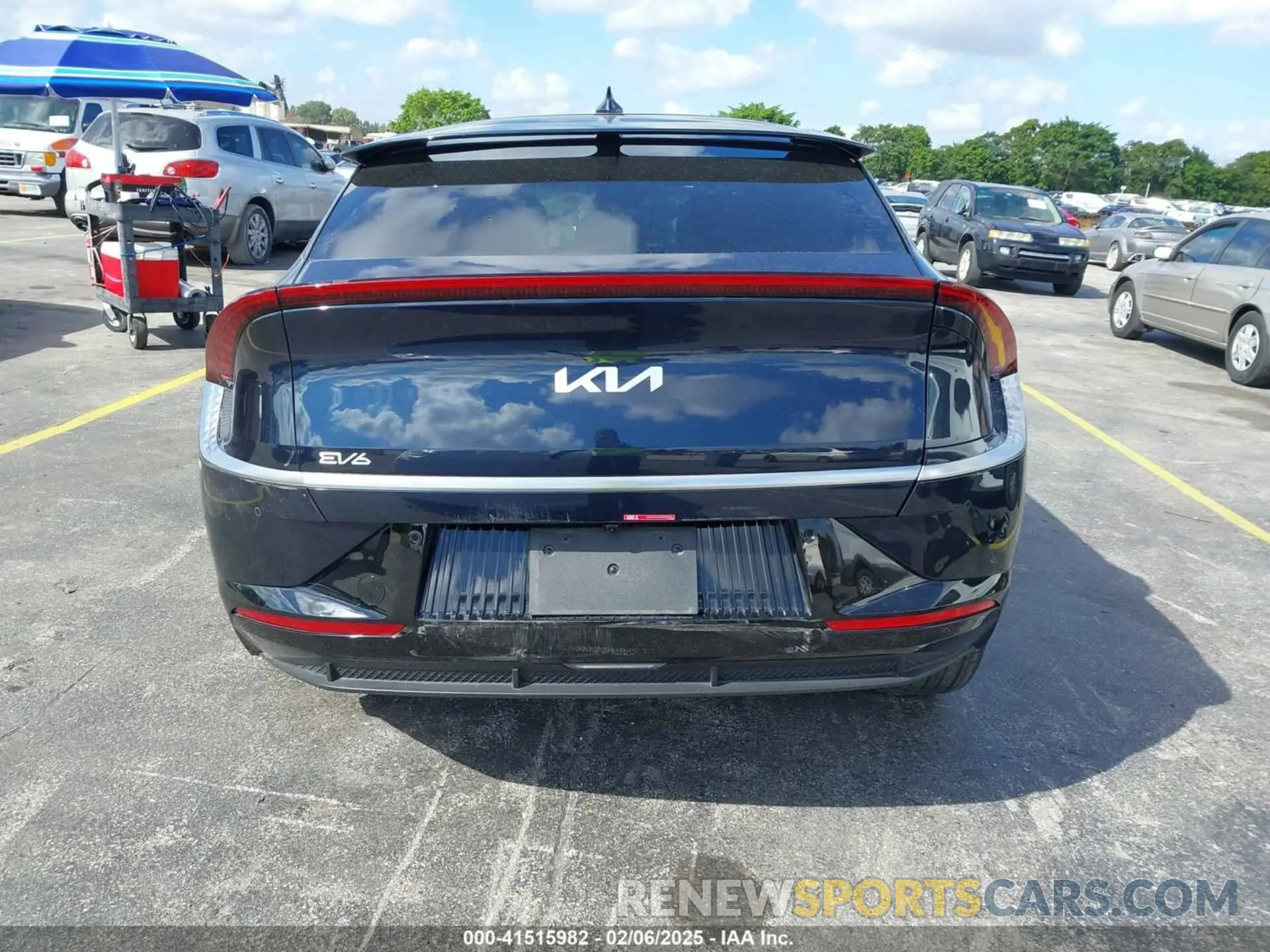 17 fotografías del automóvil dañado KNDC34LA0R5204717 KIA EV6 2024